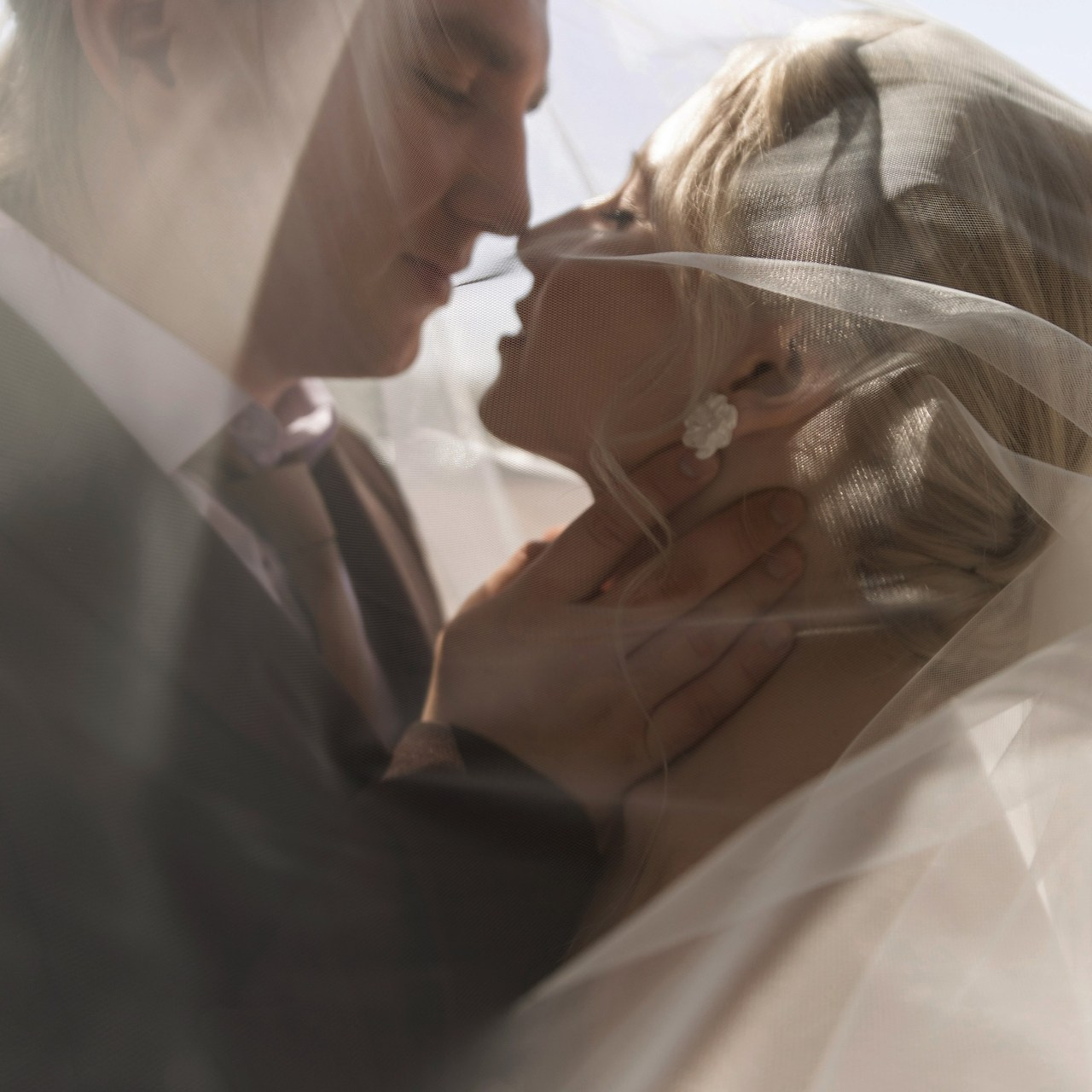 Отзывы невест о свадебной съемке. Свадебный и портретный фотограф в Санкт-Петербурге Надежда Чечулина