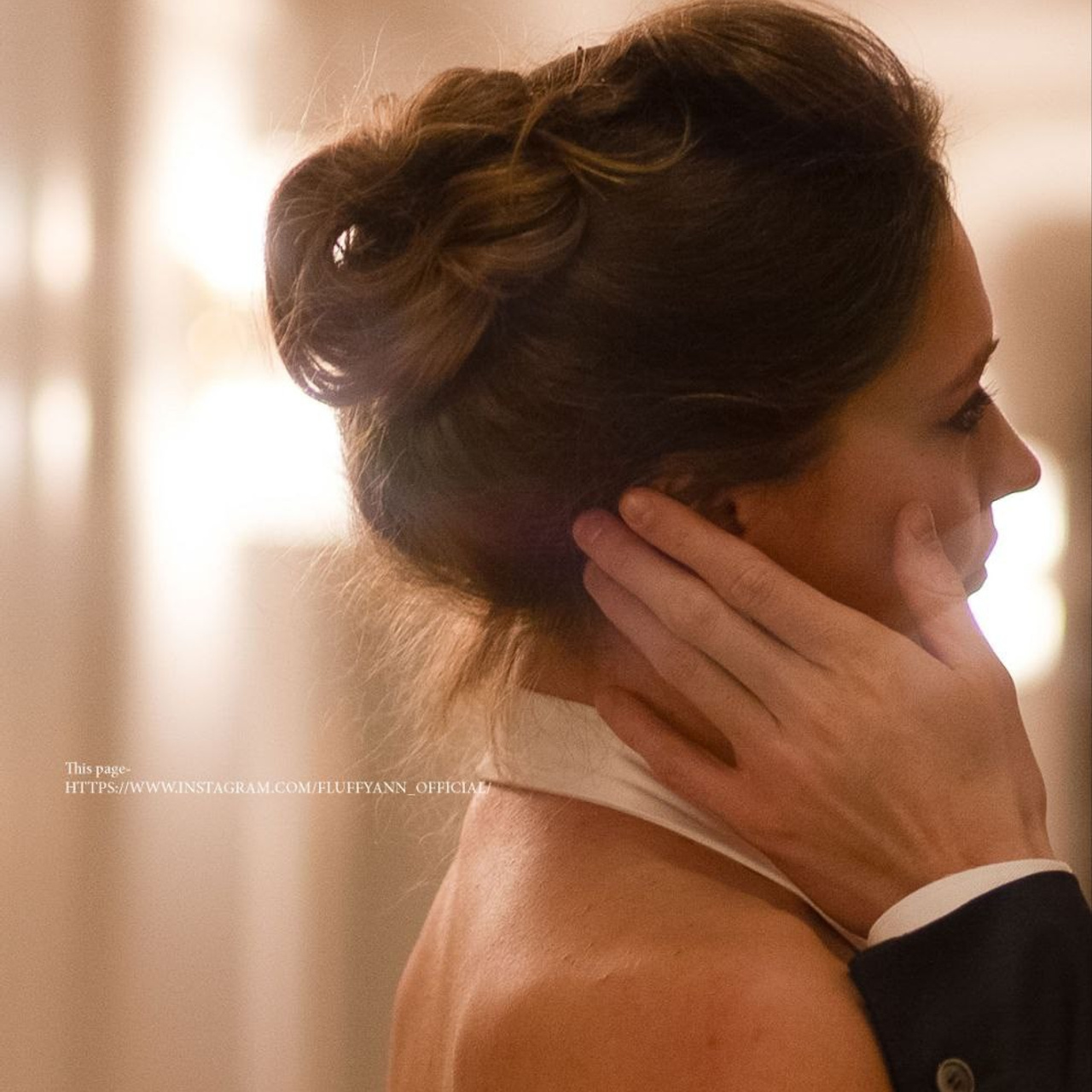 ELLAS Mag. Позвольте миру взглянуть на вас!