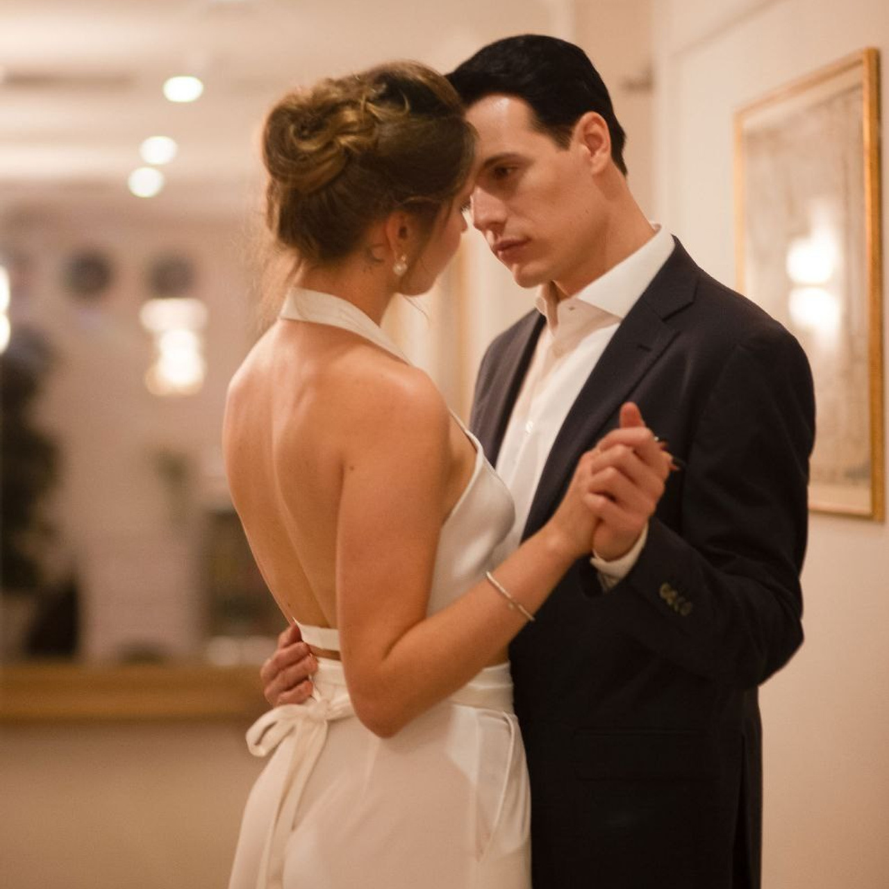 ELLAS Mag. Позвольте миру взглянуть на вас!