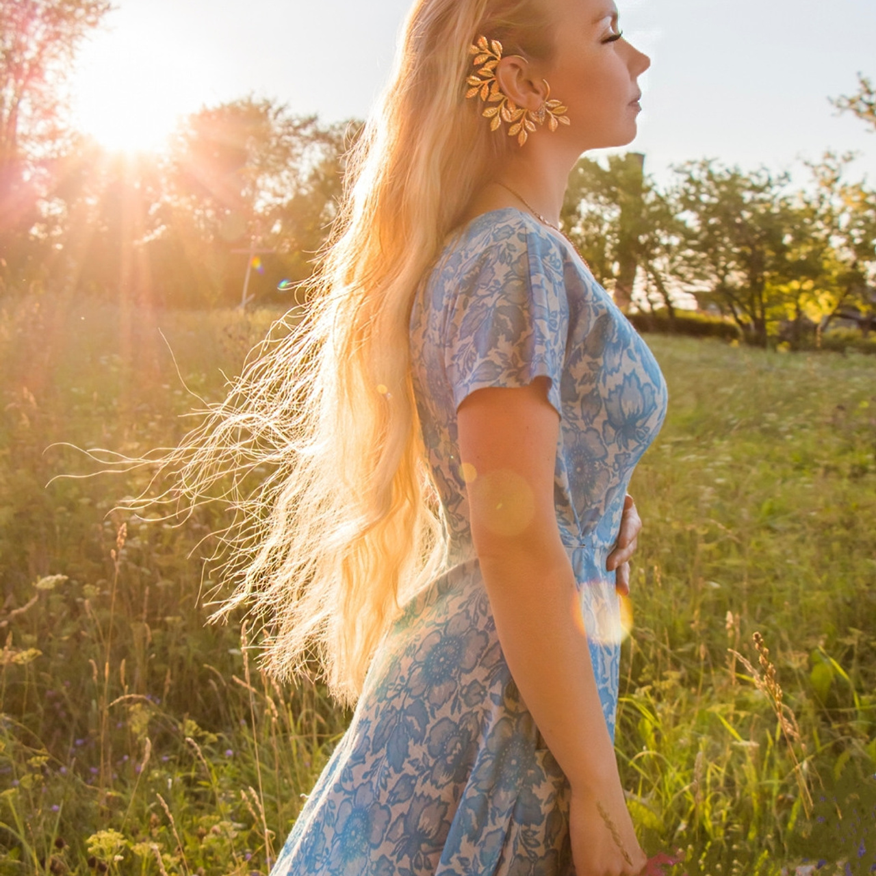 Золотые волосы Ольги…