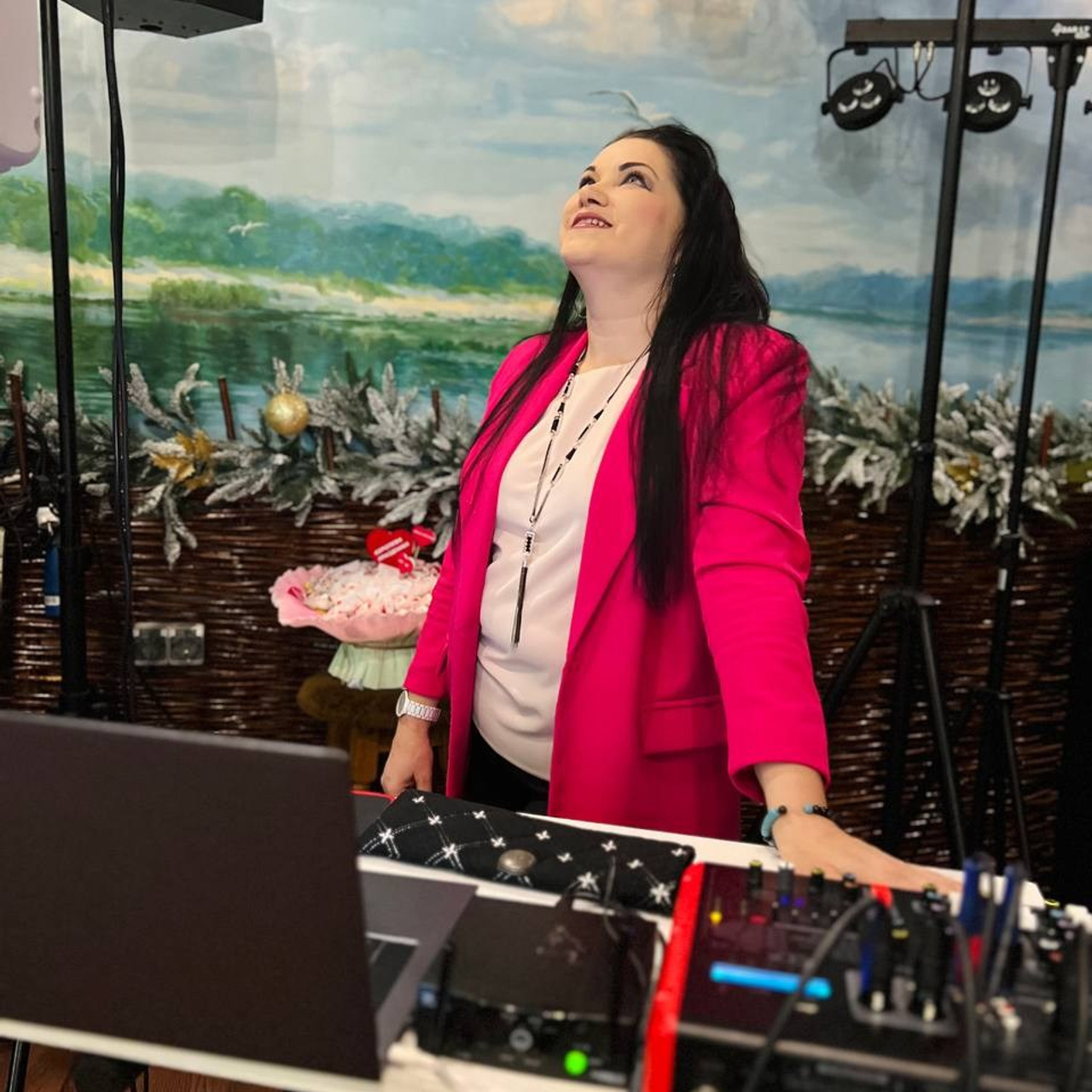 Корпоративы. Организатор праздников. Ведущая Марина Гребенникова