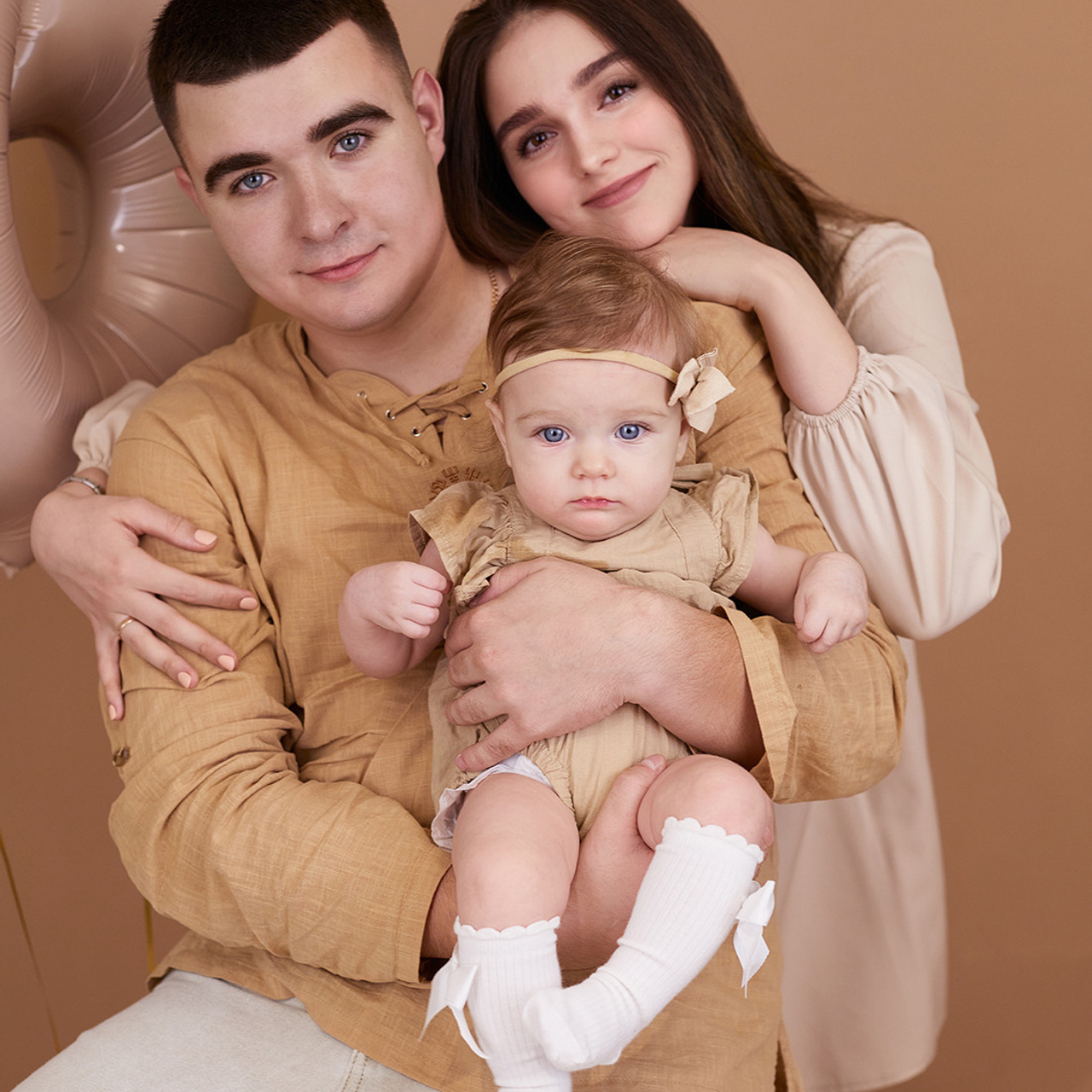 «Евочке пол годика»