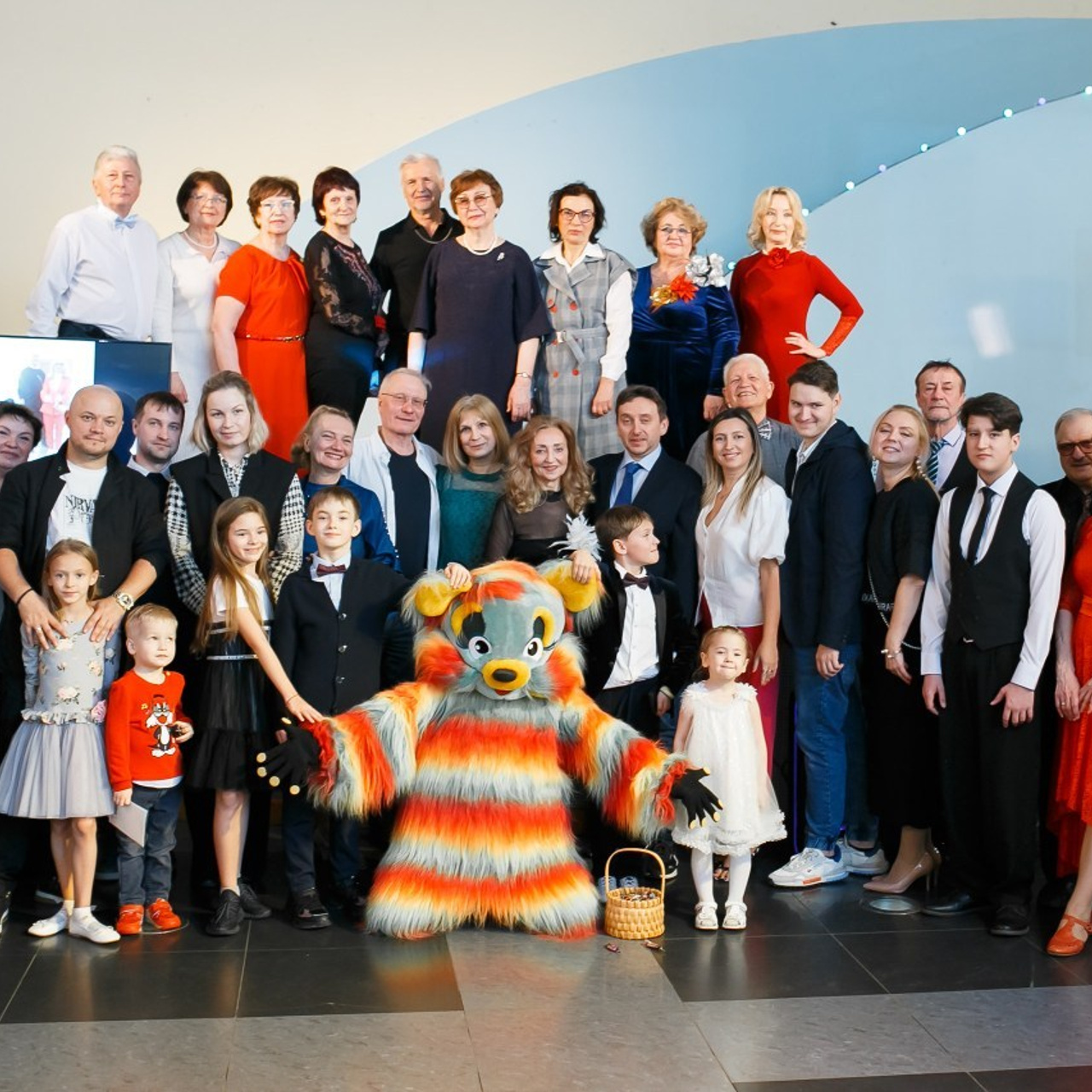 Школьные выпускные альбомы. Выпускной альбом. Челябинск. Челябинская область