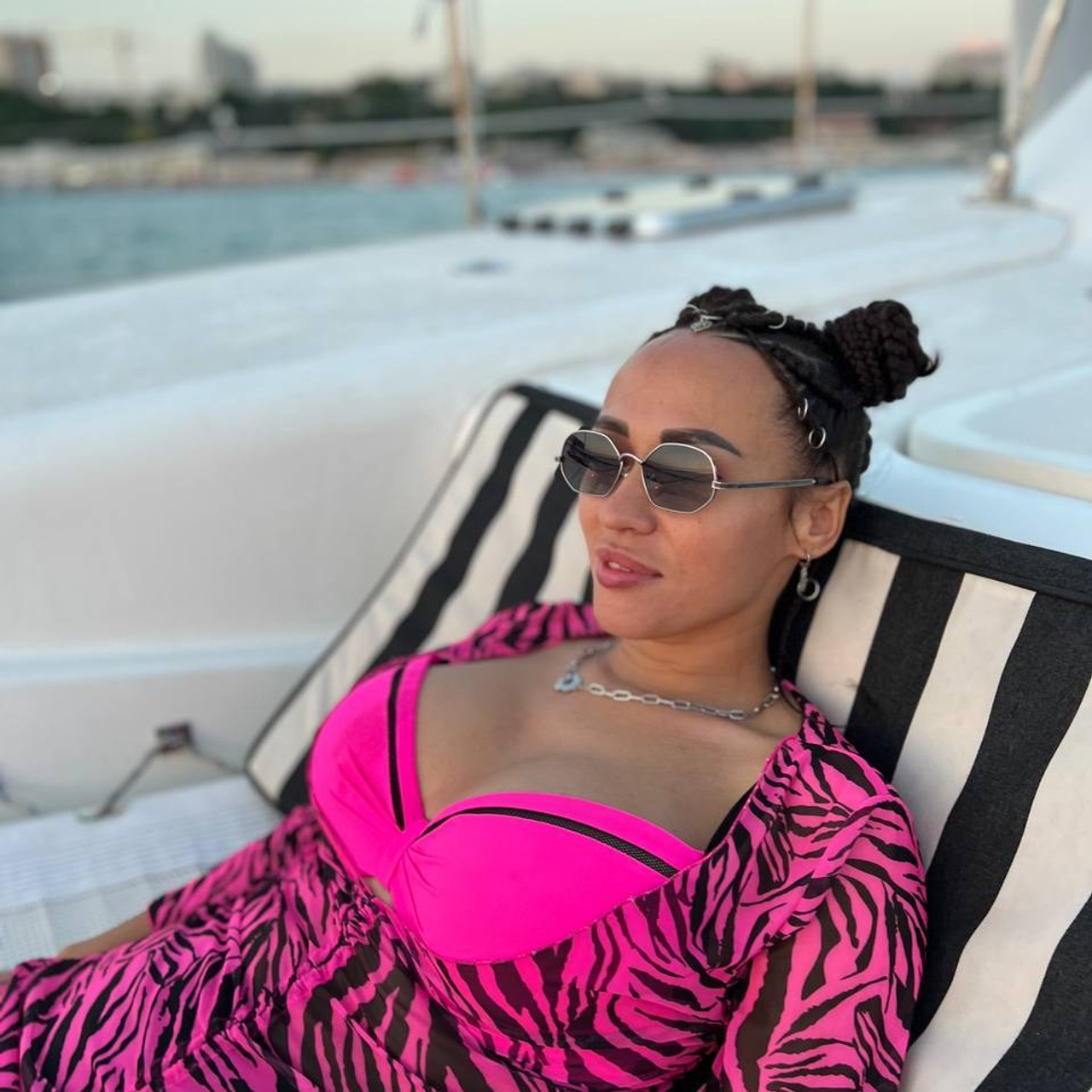 Отзывы. Фотограф, видеограф в Сочи портрет, стрит, семейный сьемки, reels