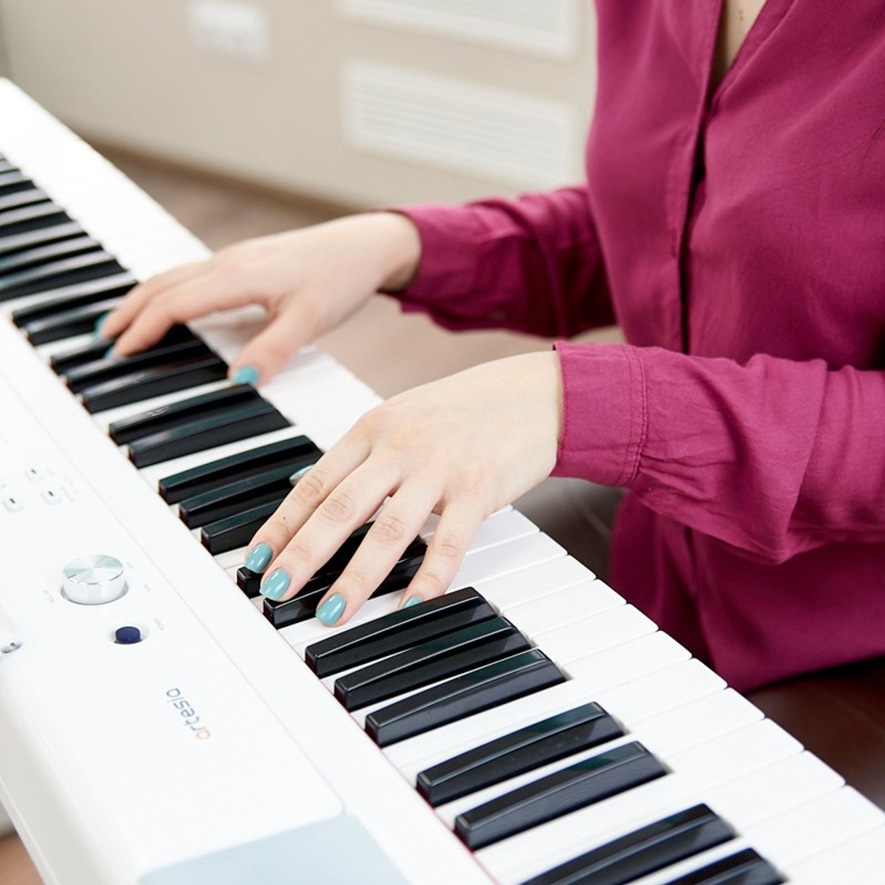 Репортаж с открытия школы вокала Кристины Дурмановой