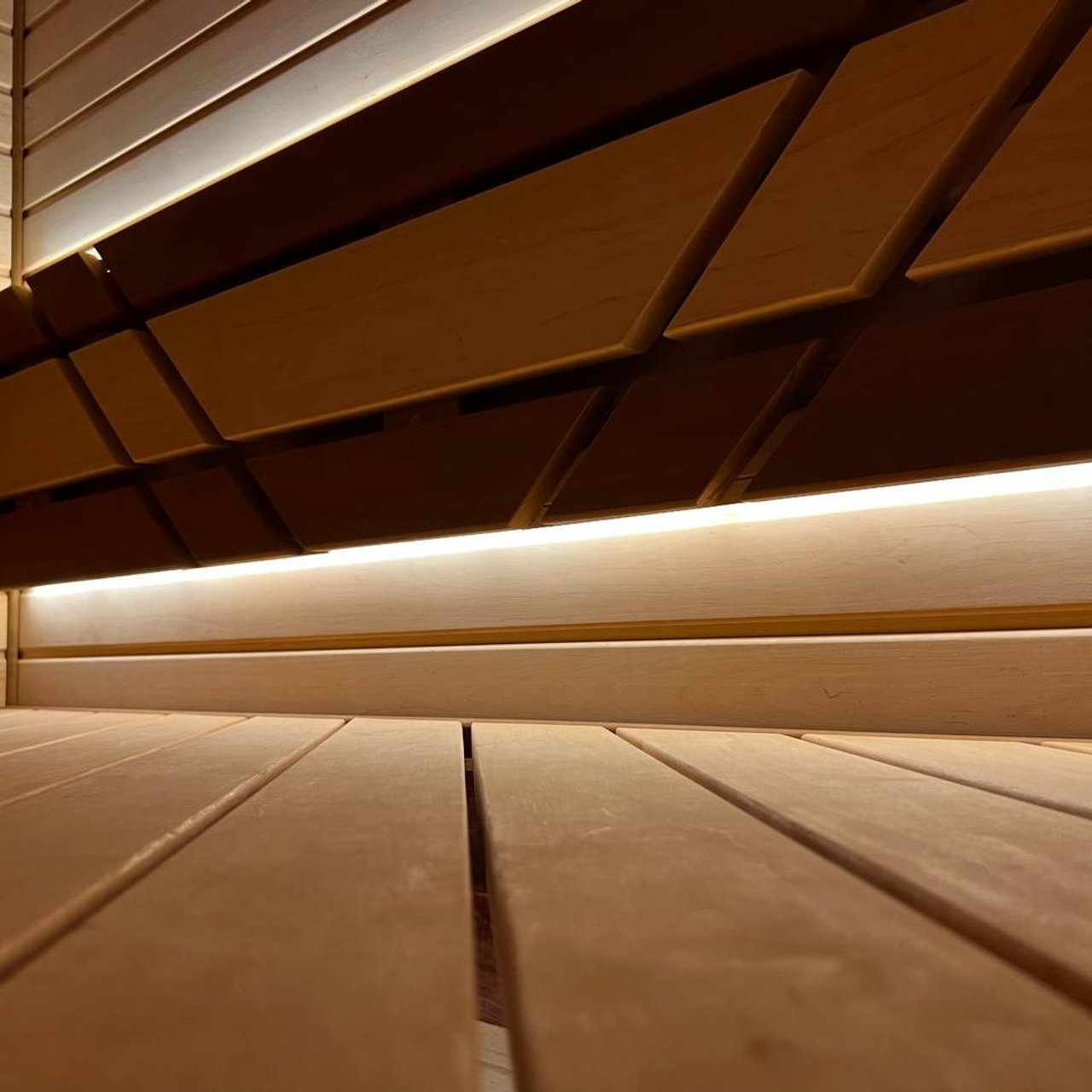 Сауна в Кронштадте на базе электрокаменки Tylo Sense Sport. Задача создать максимальный уют в помещении минимальных габаритов выполнена!