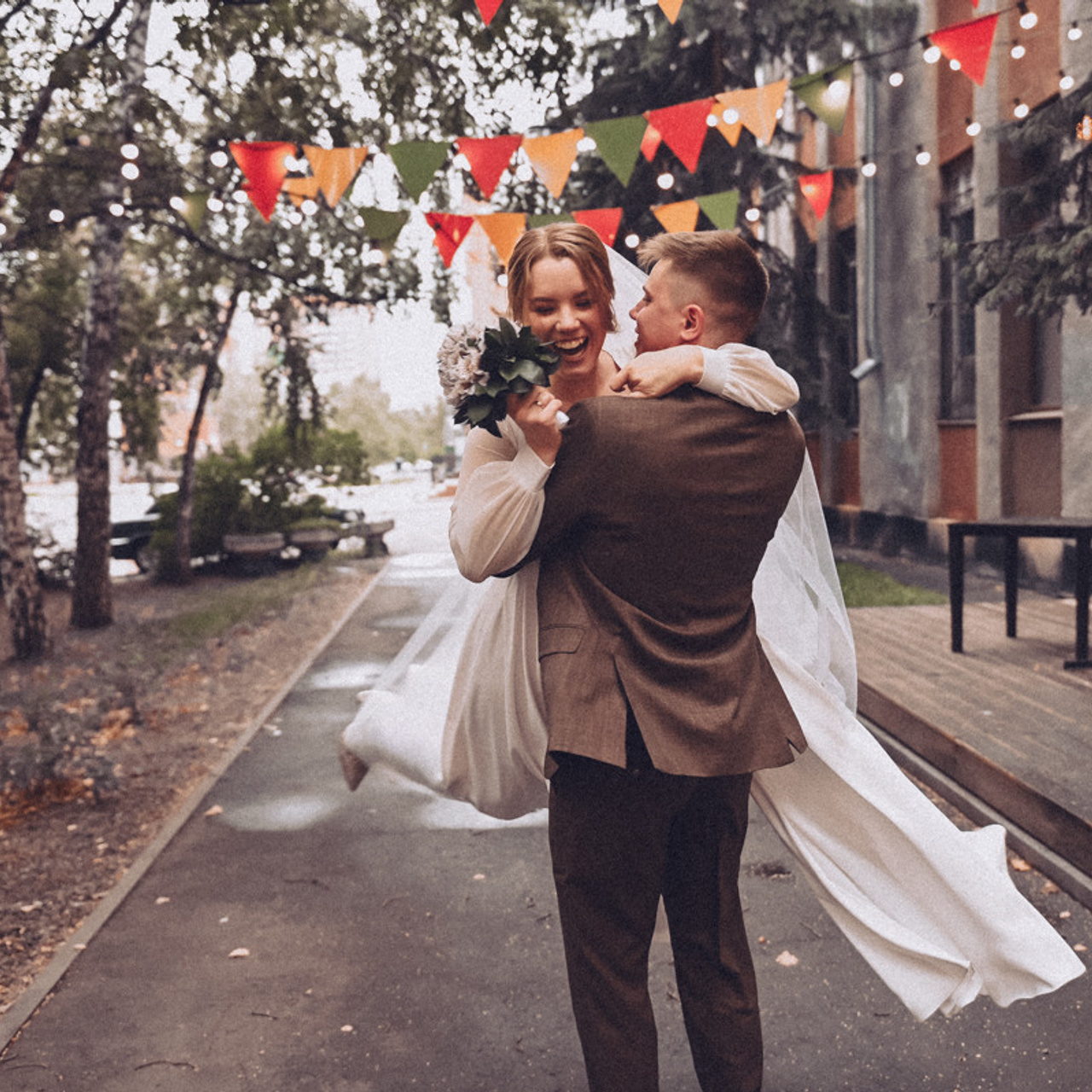 Отзывы на фотосъёмку. Фотограф в Барнауле Дарья Бутурлакина. Люби.Цени.Касайся