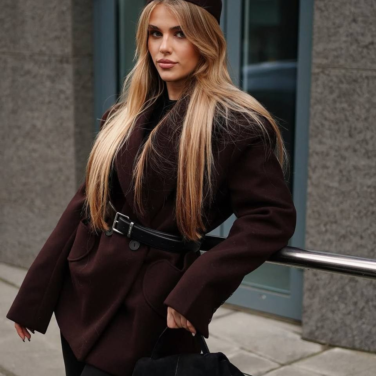 Анастасия Ефина Параметры: 85/62/96 Рост: 160