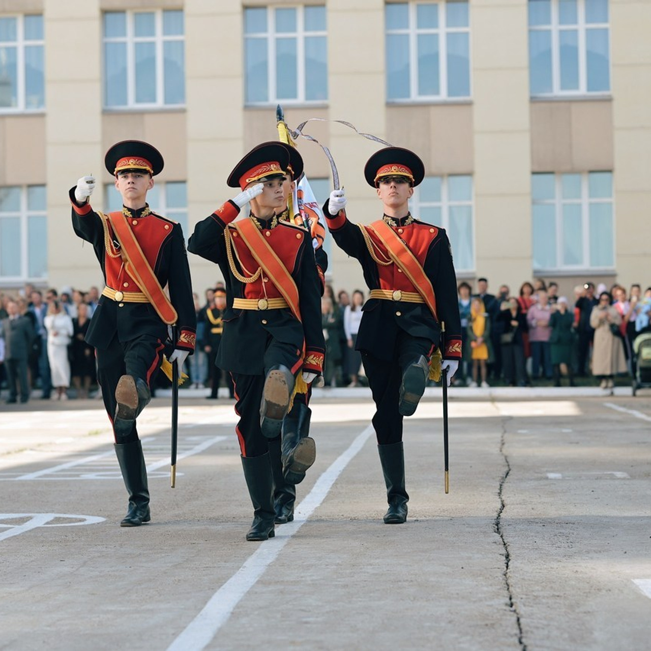 Настоящие отзывы от родителей и выпускников. Выпускные альбомы в современном стиле | Казань