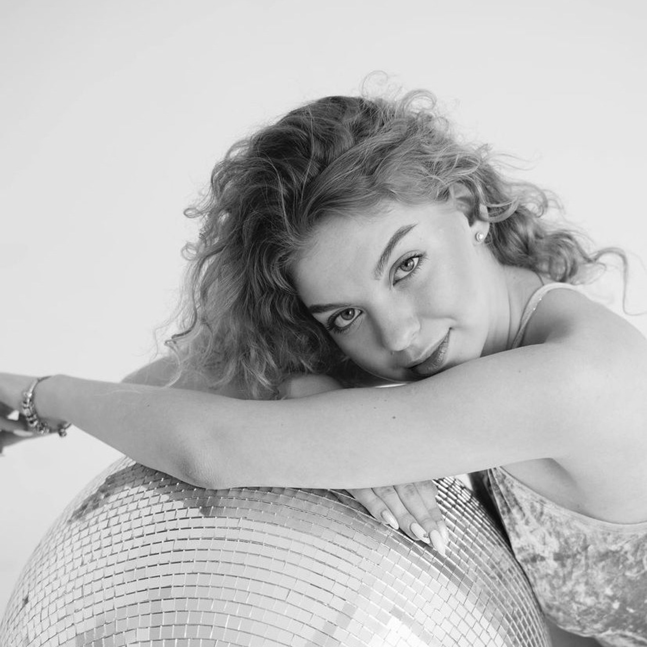 ОТЗЫВЫ. Съёмка для брендов одежды и маркетплейсов в Санкт-Петербурге