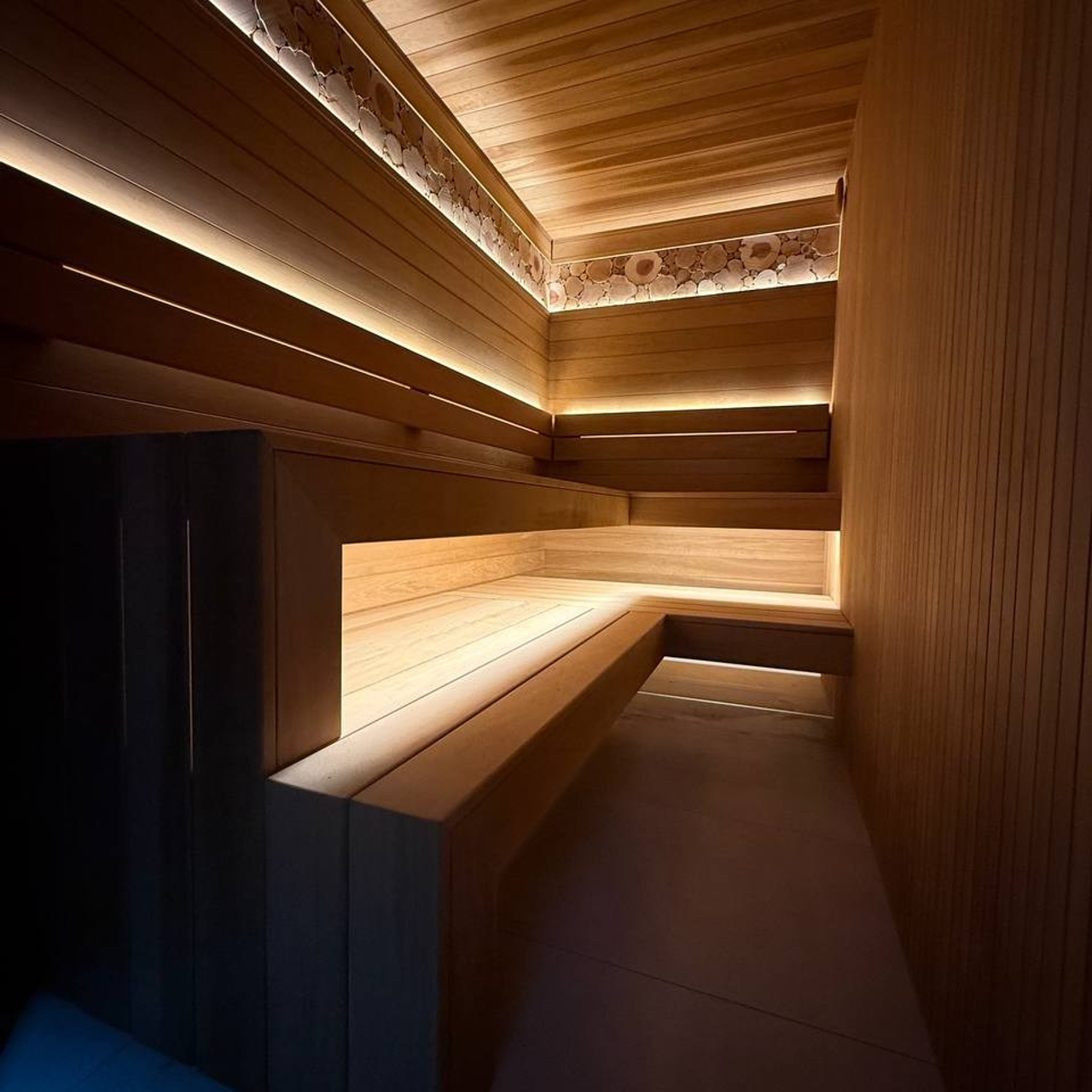 сауна из канадского кедра с печью Harvia