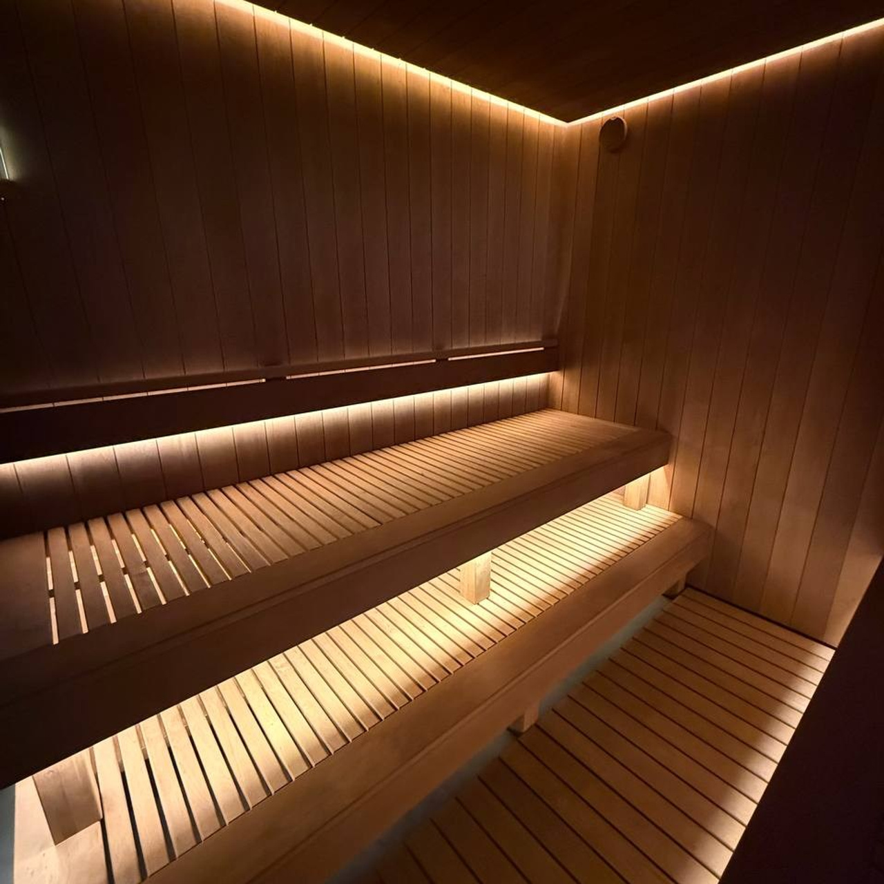 подстветка полков в сауне СПб
