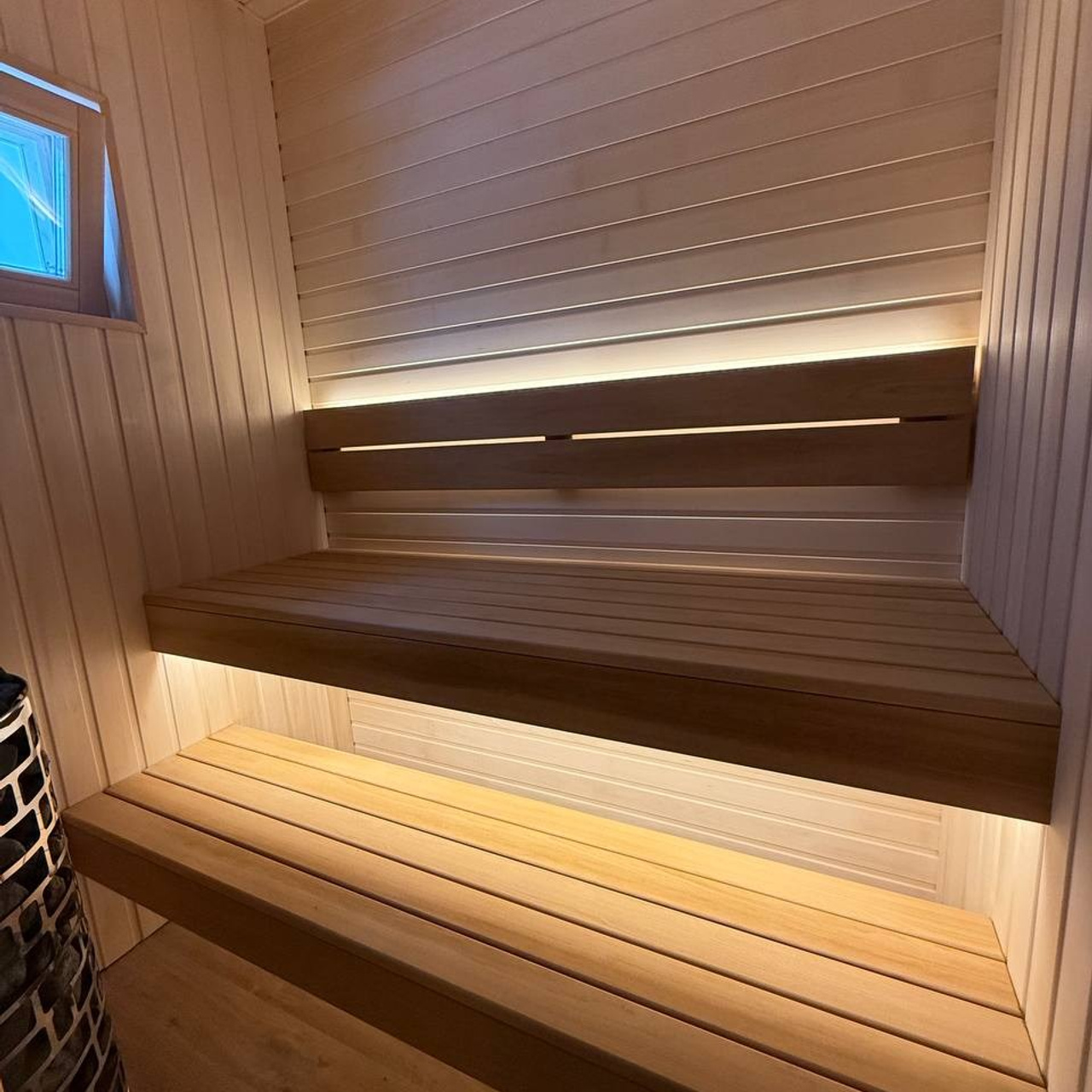 липа и термоосина в интерьере парной