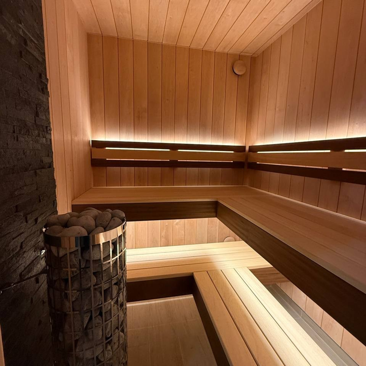 сауна из ольхи 140 мм с печью Harvia Cilindro