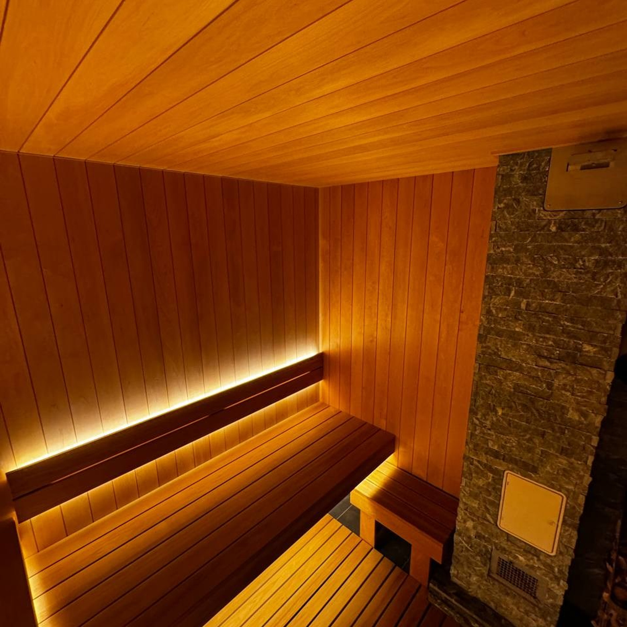 контурная подсветка в бане