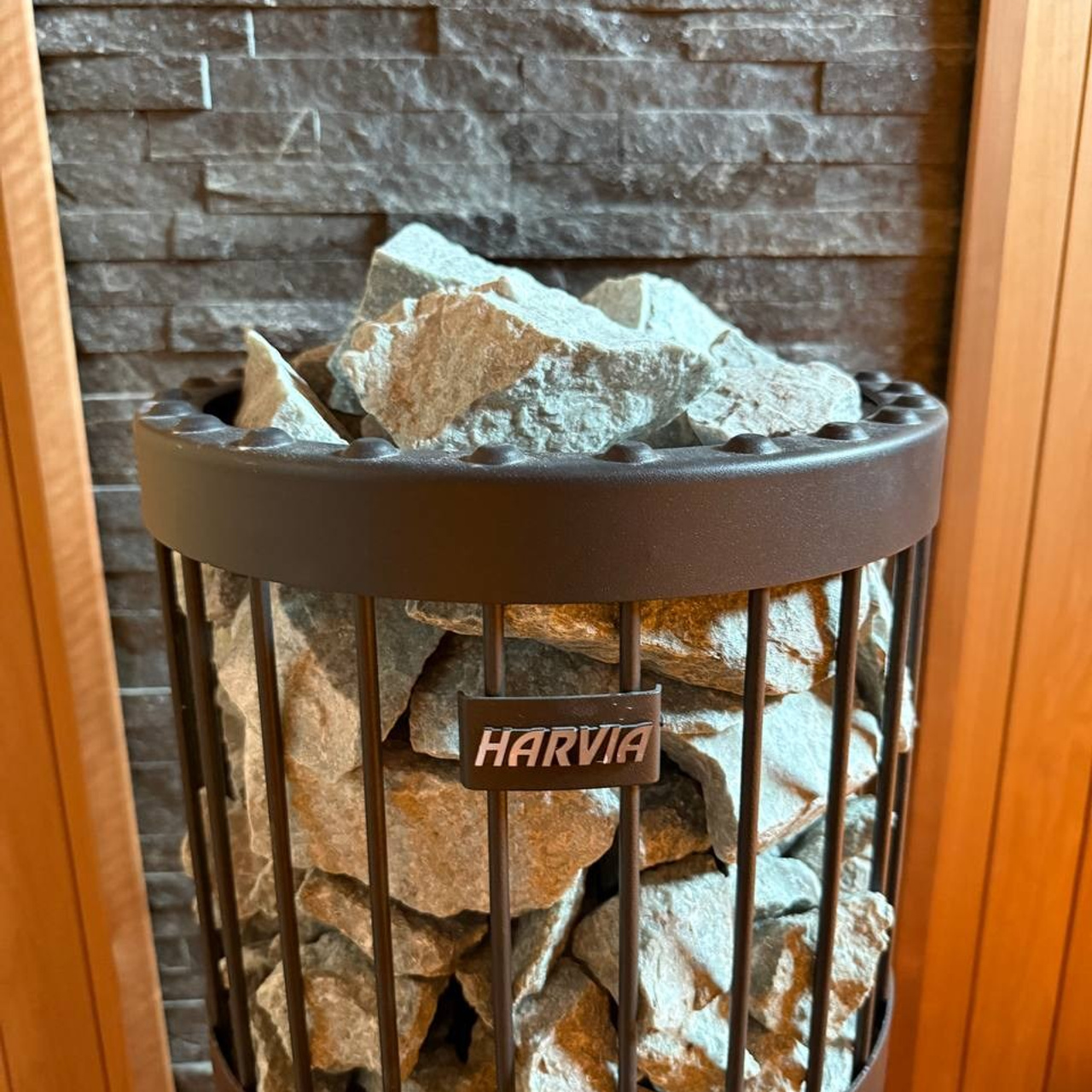печь Harvia Legend в парной