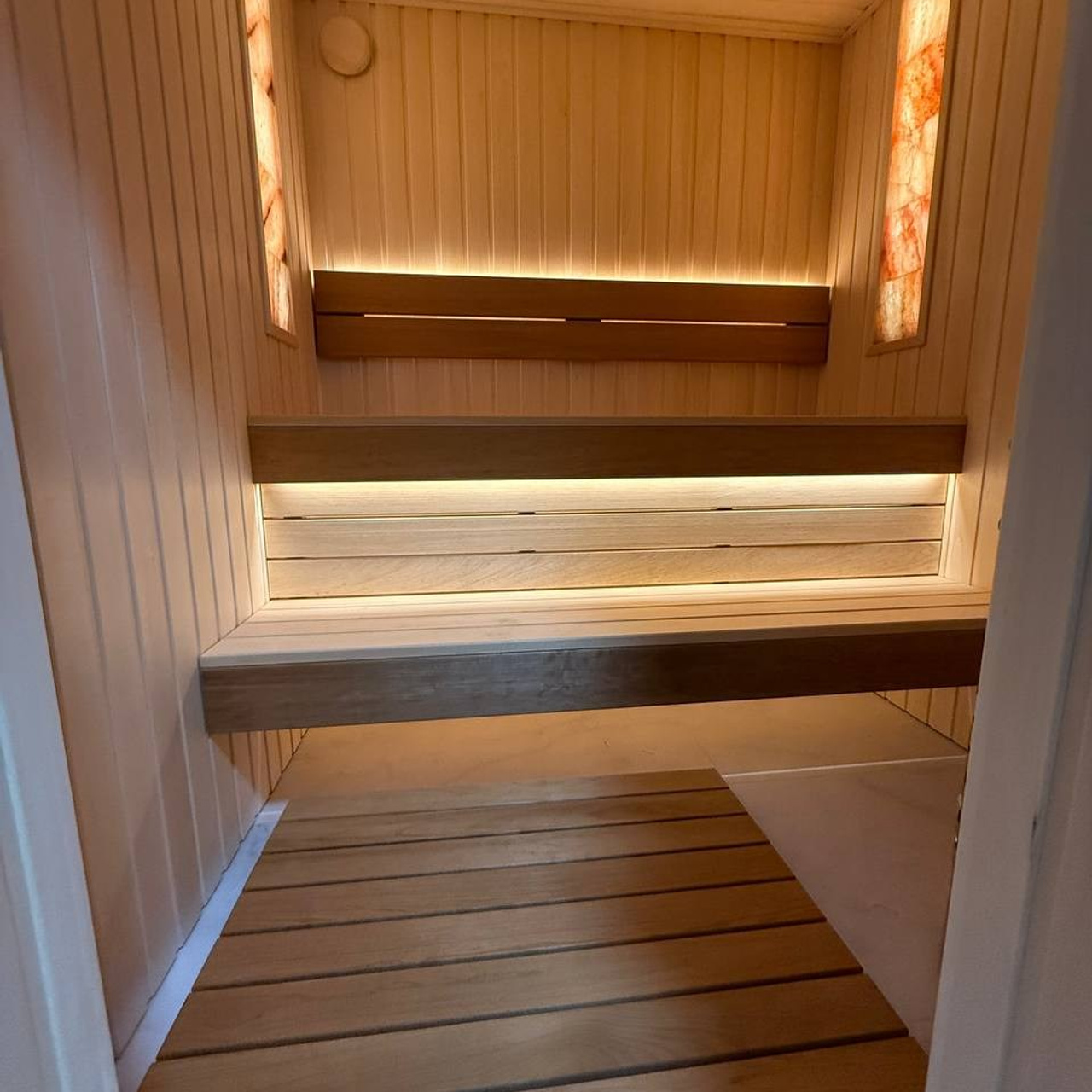 полки из абаша в сауне