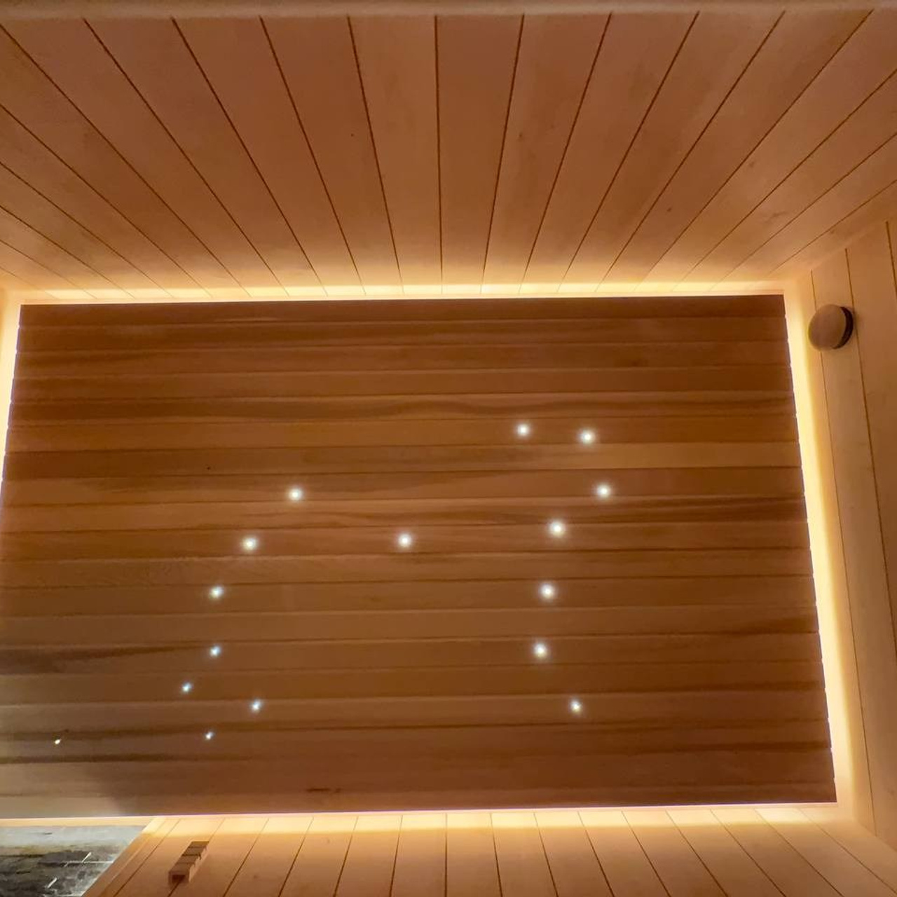 подсветка потолка в сауне