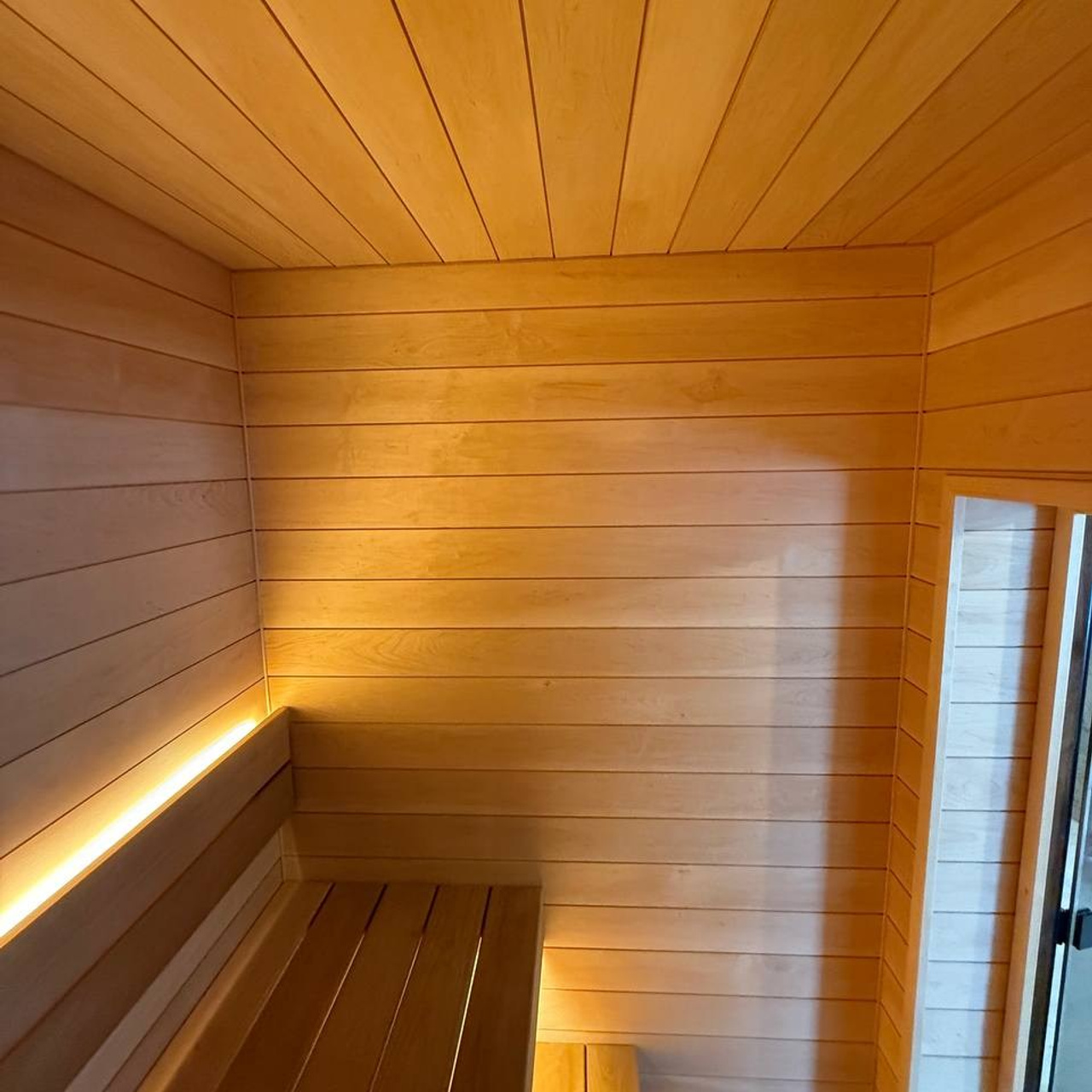 полки из термоосины в сауне