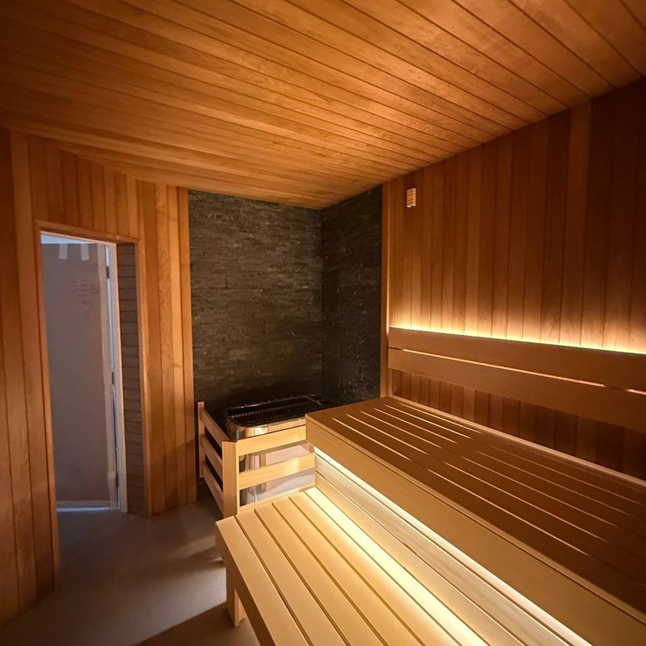 сауна для спортзала с печью Harvia Profi