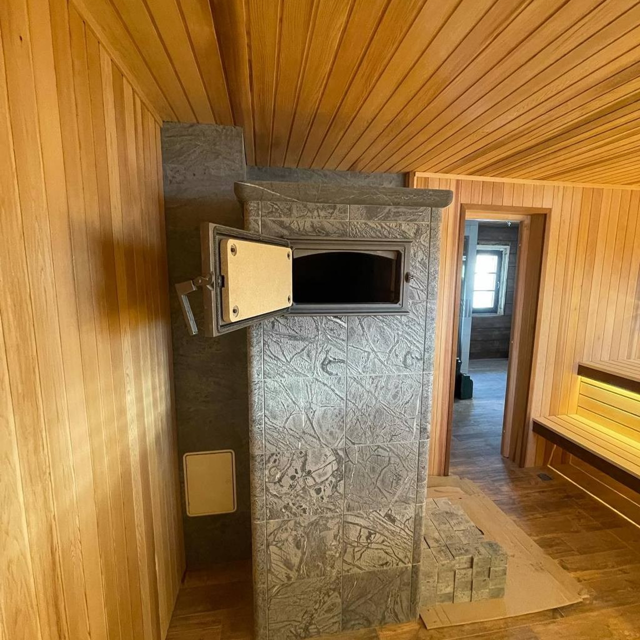 баня по серому с печью Tulikivi Grinio