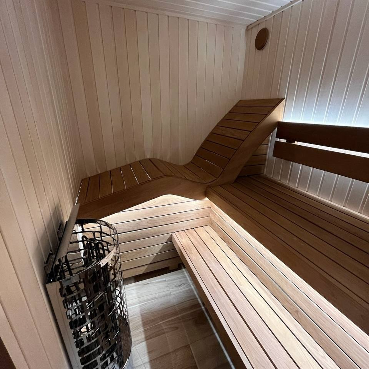 сауна из липы с печью Sawo Aries