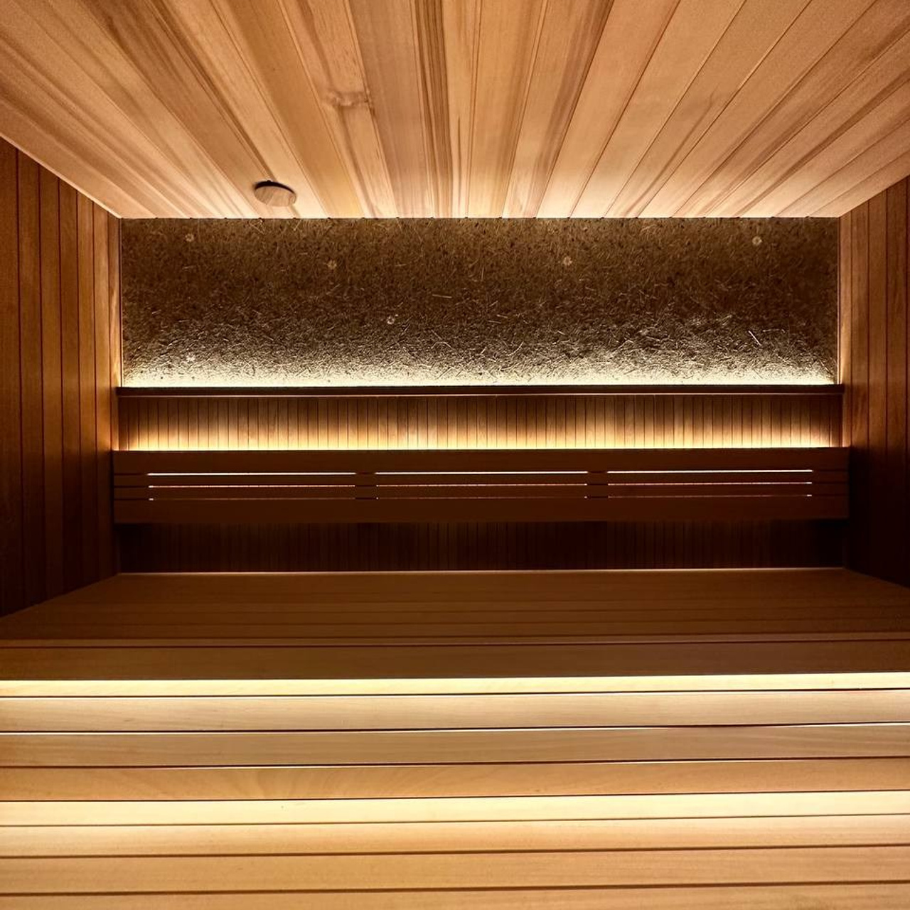 интерьер парной с натуральным панно
