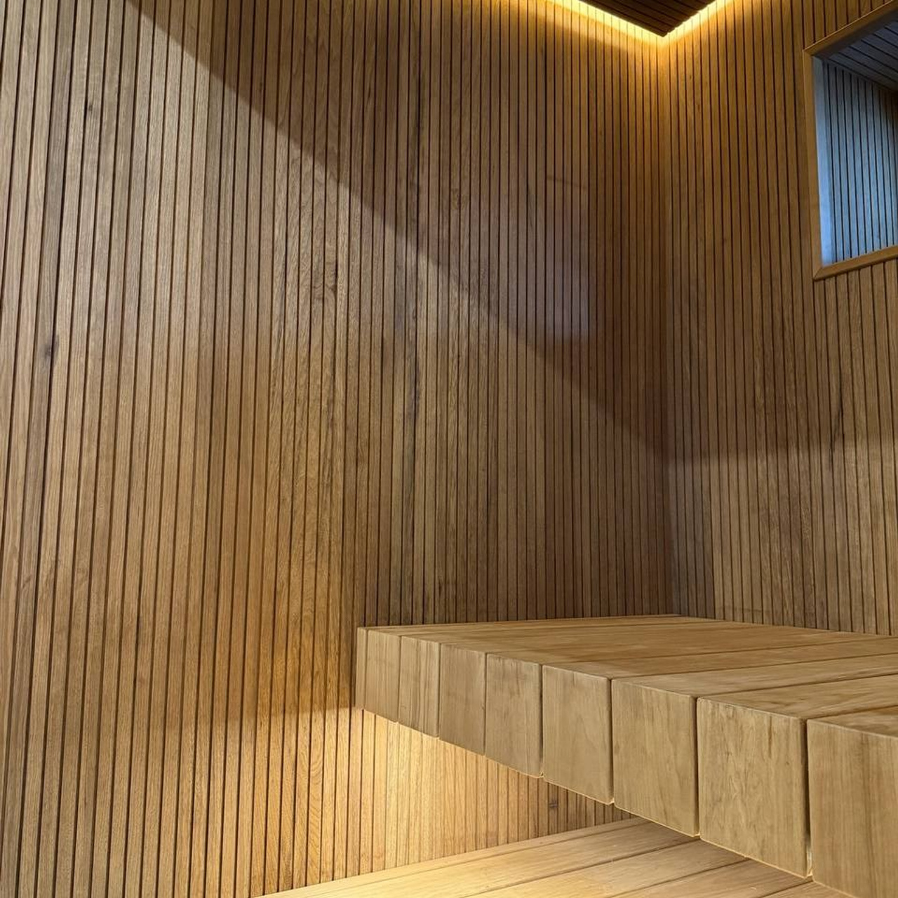 полки из абаша в сауне