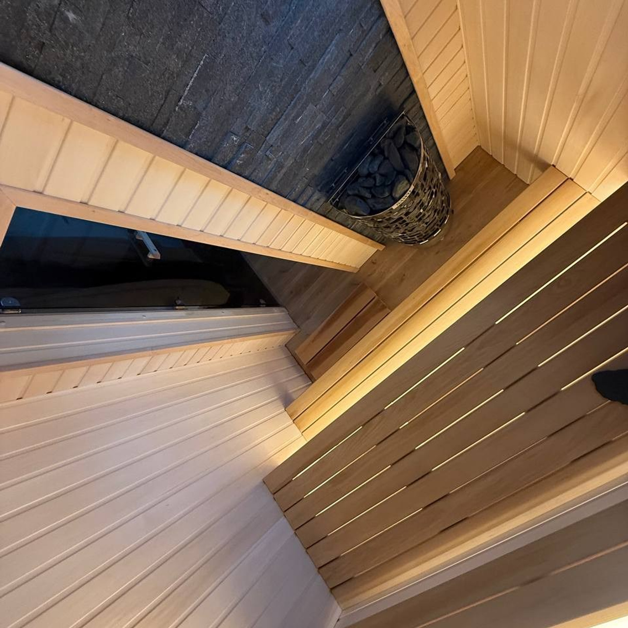 компактная домашняя сауна с печью Sawo Aries