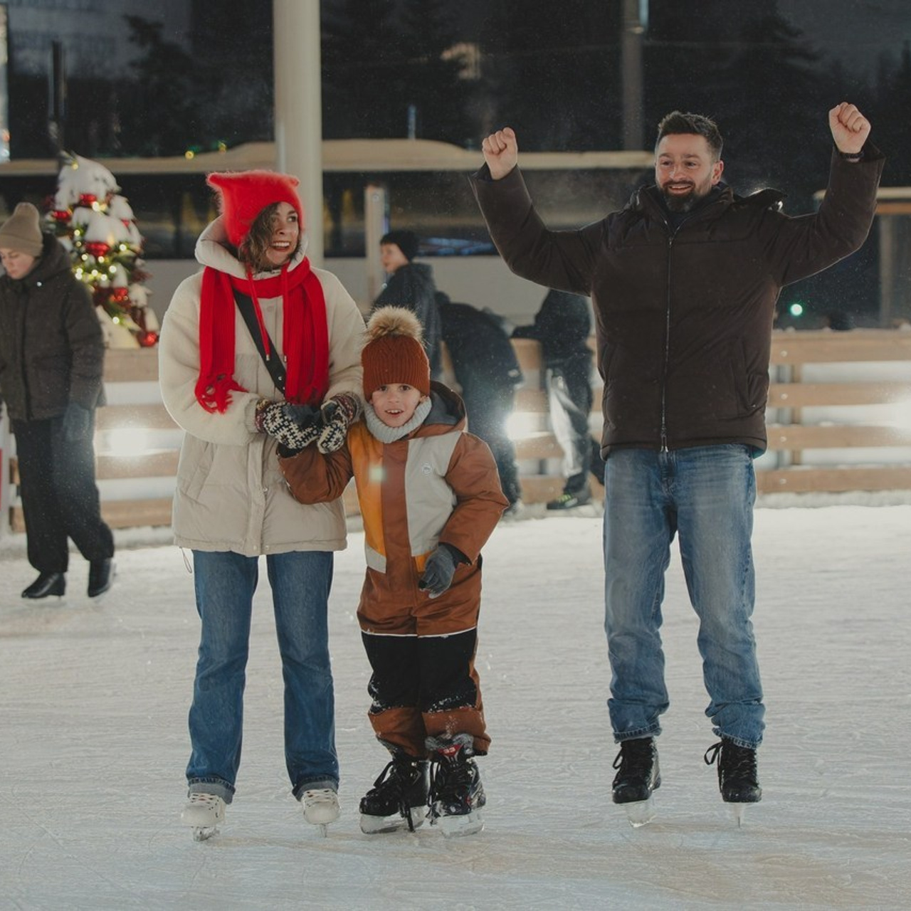 Отзывы. Профессиональный фотограф Евгений Земцов в Москве. Контент съемка, репортаж мероприятий, бизнес портреты