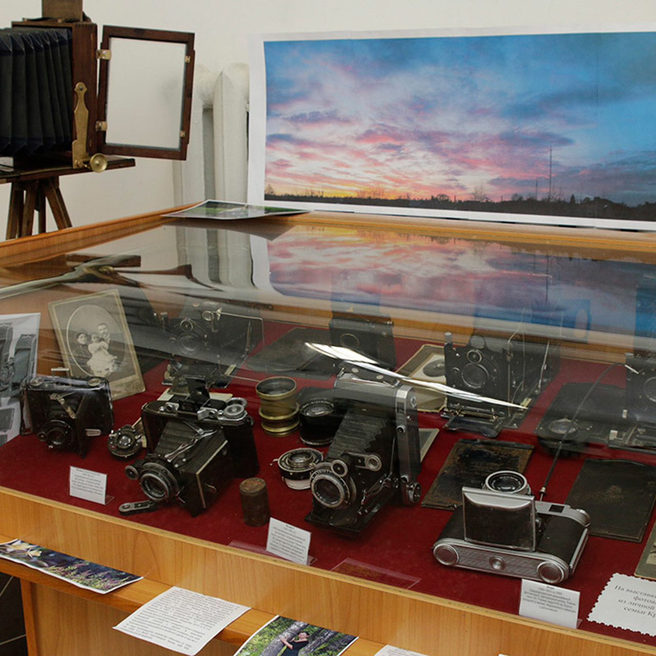 Выставки фототехники «От форматных до цифровых». Фотограф в Туле Крупский АнДРей. Фотостудия «КАДР71» в Туле