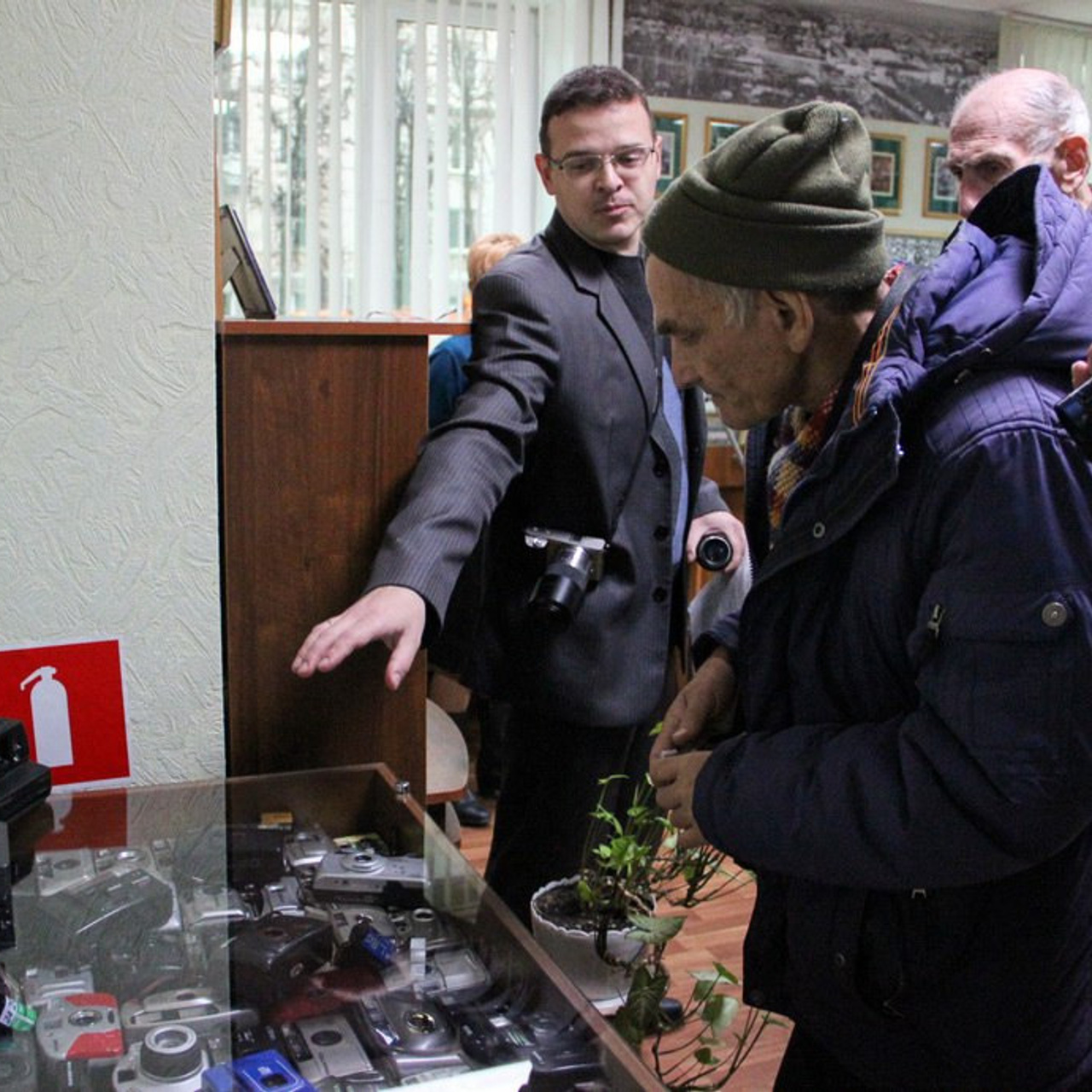 Выставки фототехники «От форматных до цифровых». Фотограф в Туле Крупский АнДРей. Фотостудия «КАДР71» в Туле