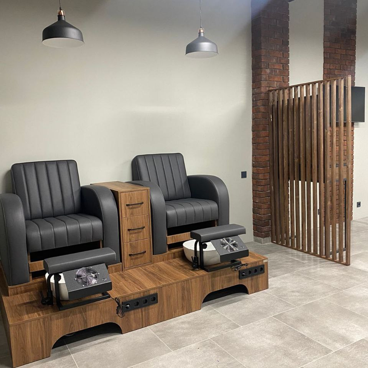 Nail loft. Торговый центр Фабрика 1830
