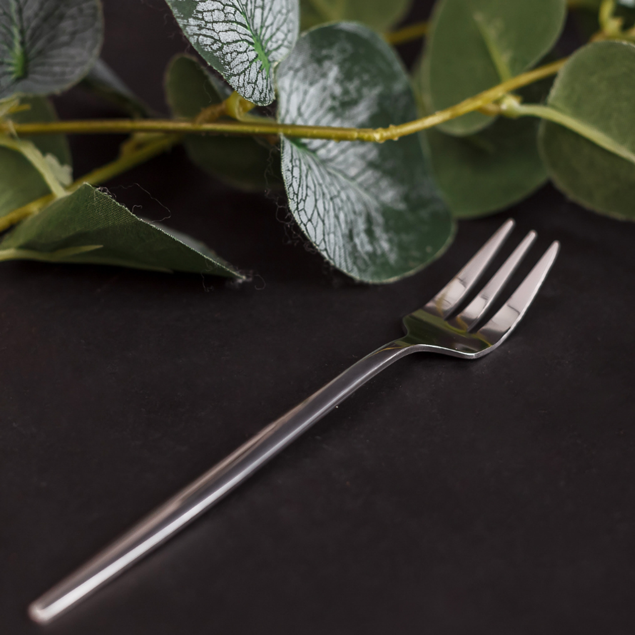 Столовые приборы