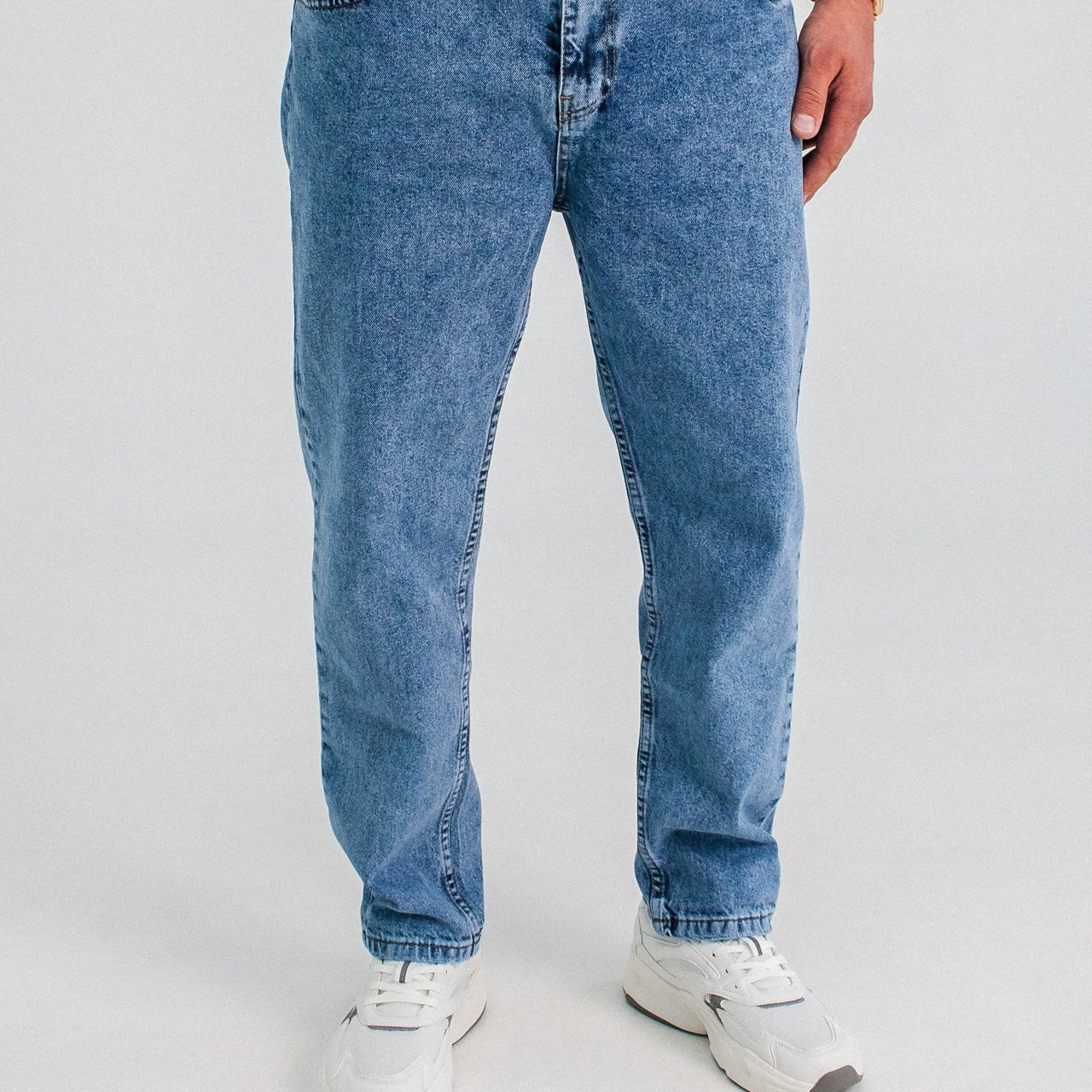 Мужские джинсы