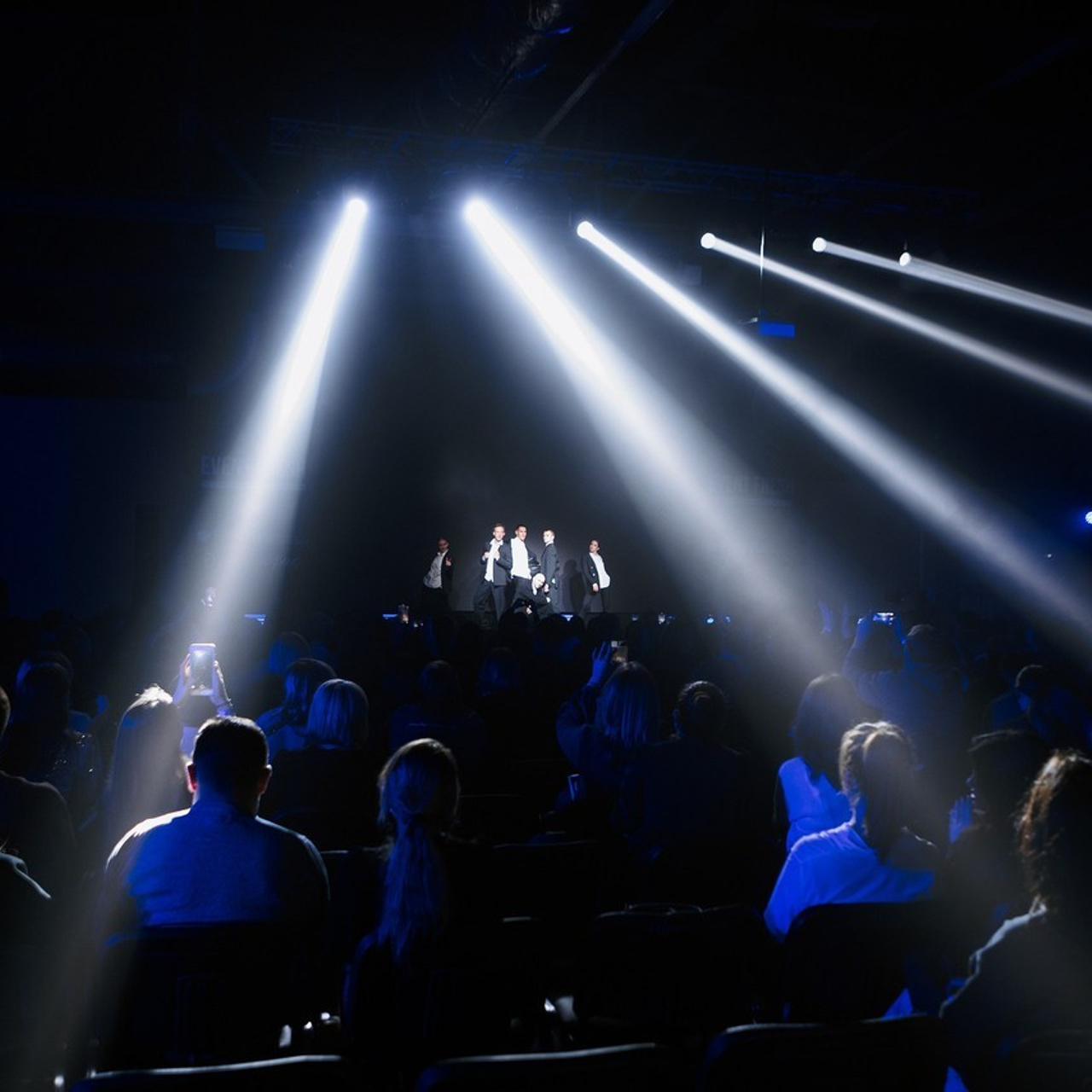 Отзывы. Павел Померанцев