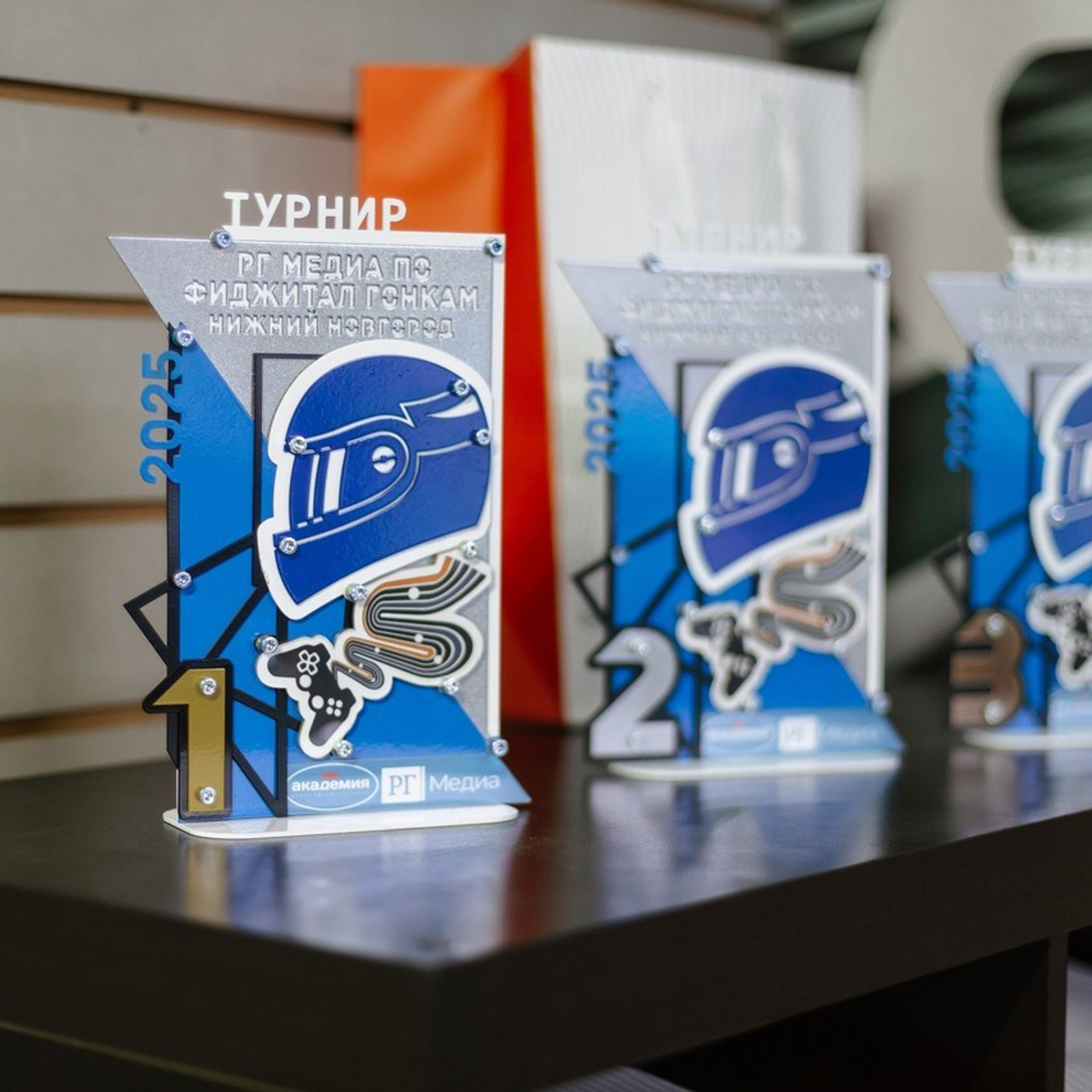 Отзывы. Павел Померанцев