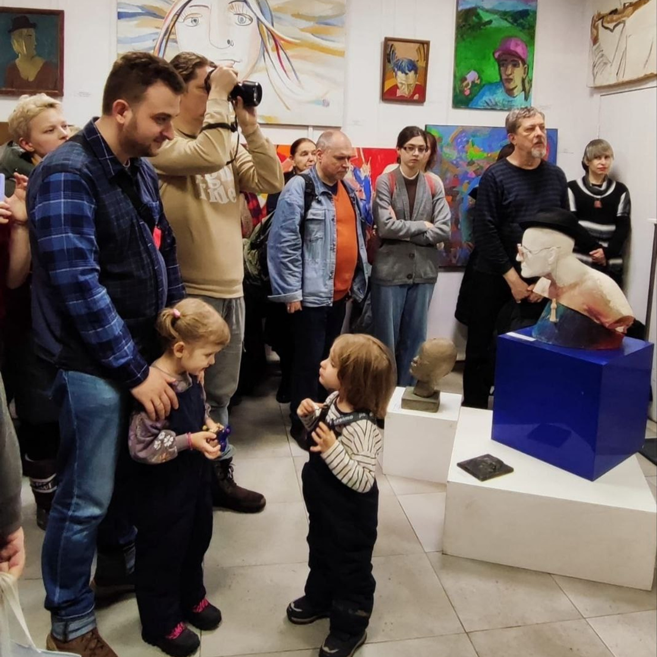 Выставка «ПОРТРЕТ». Ассоциация художников монументалистов г. Москва