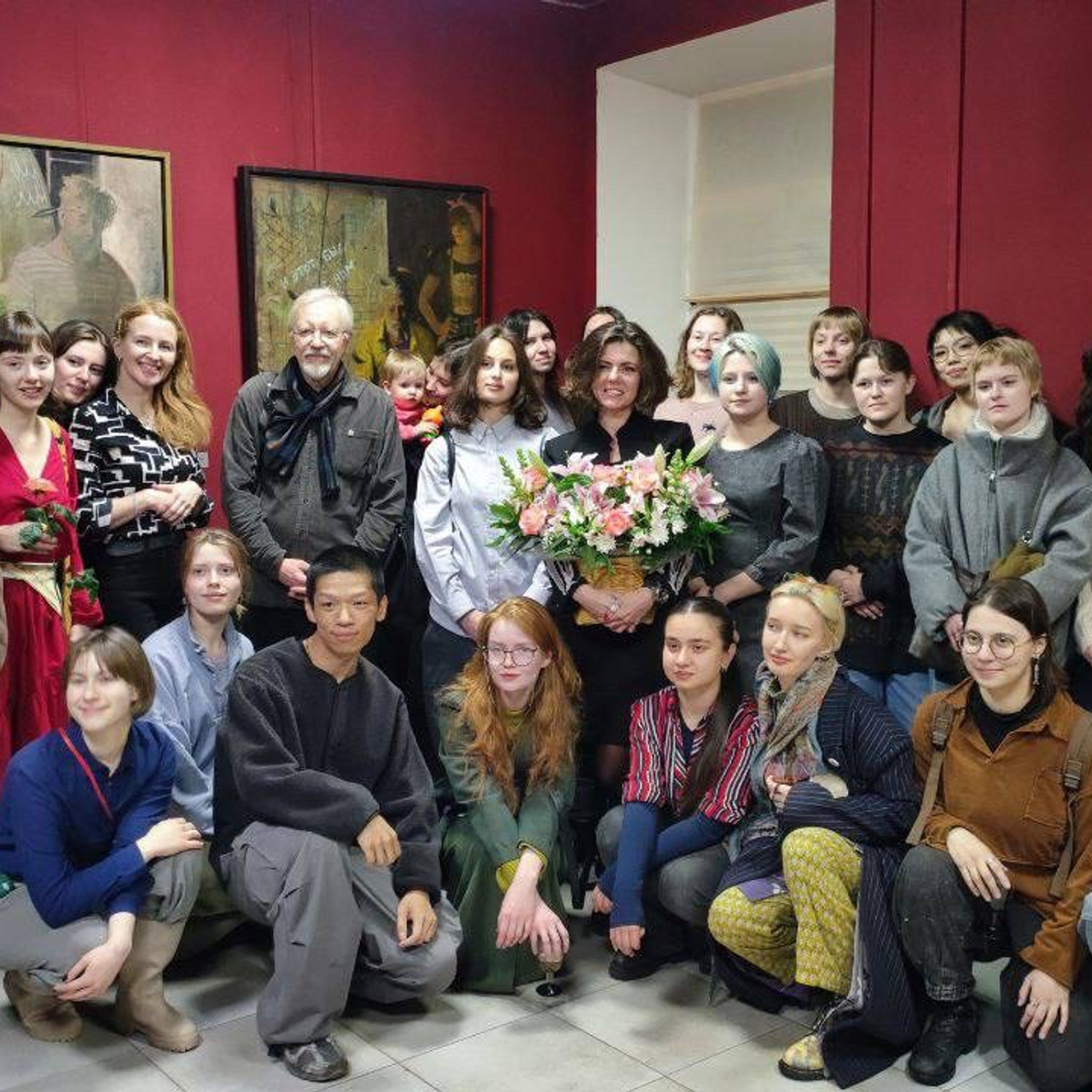 / УГОЛ ЗРЕНИЯ /. Ассоциация художников монументалистов г. Москва