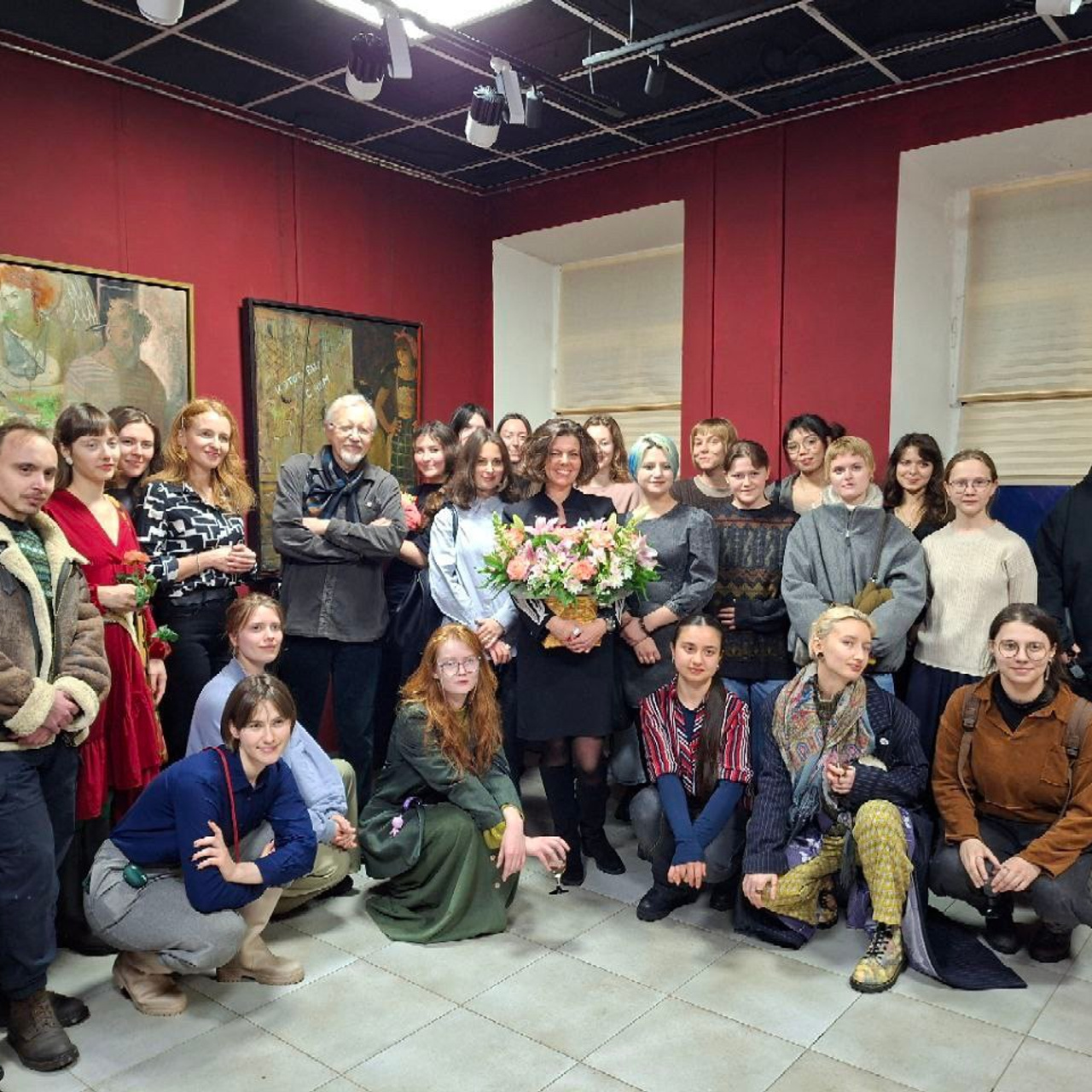 / УГОЛ ЗРЕНИЯ /. Ассоциация художников монументалистов г. Москва