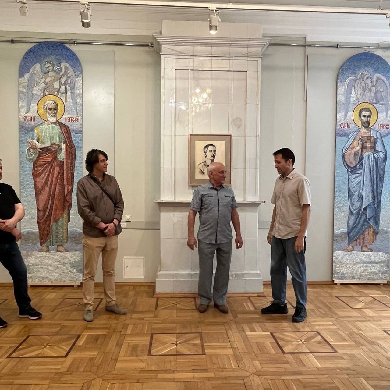 / ЗРИМАЯ ПАМЯТЬ /. Ассоциация художников монументалистов г. Москва