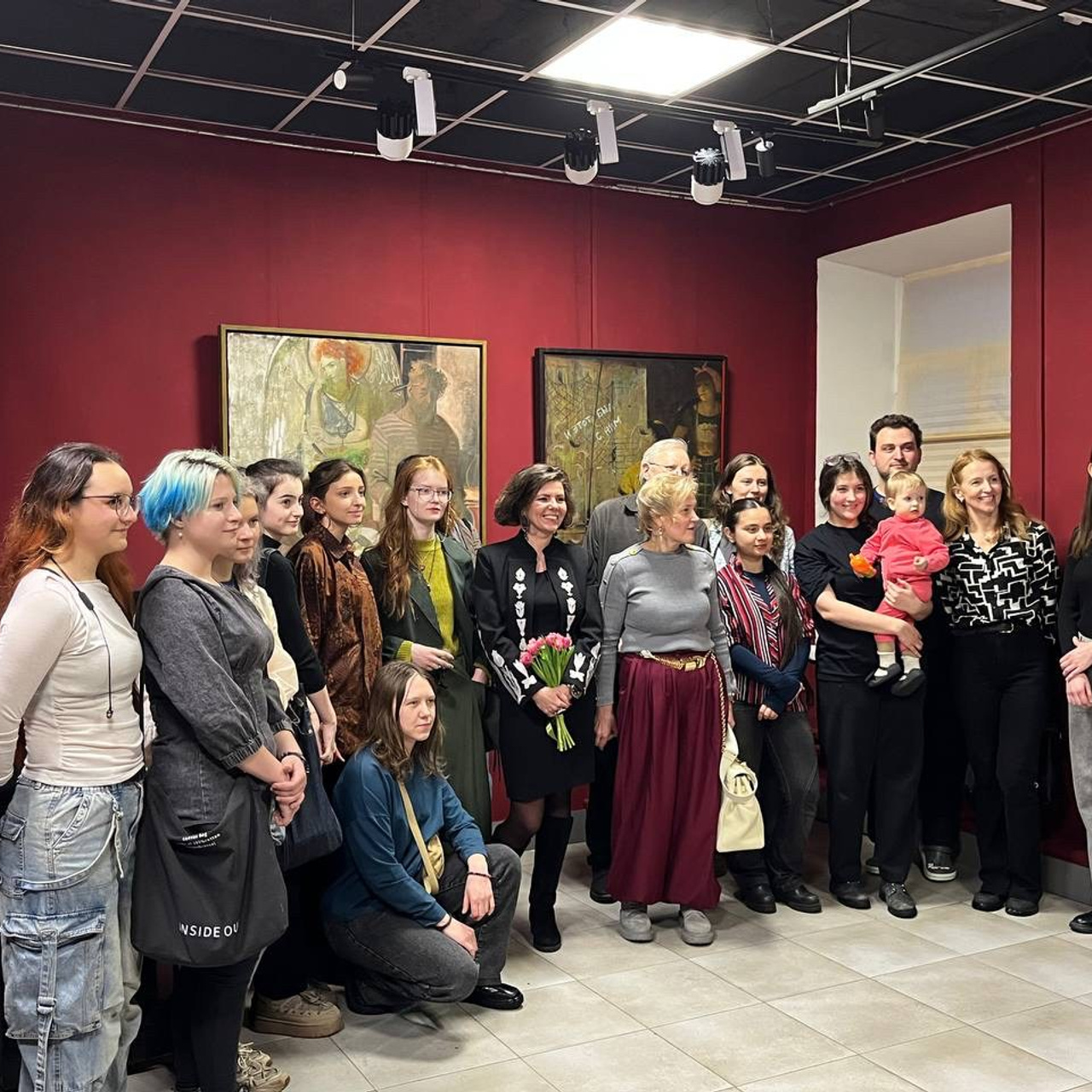 / УГОЛ ЗРЕНИЯ /. Ассоциация художников монументалистов г. Москва