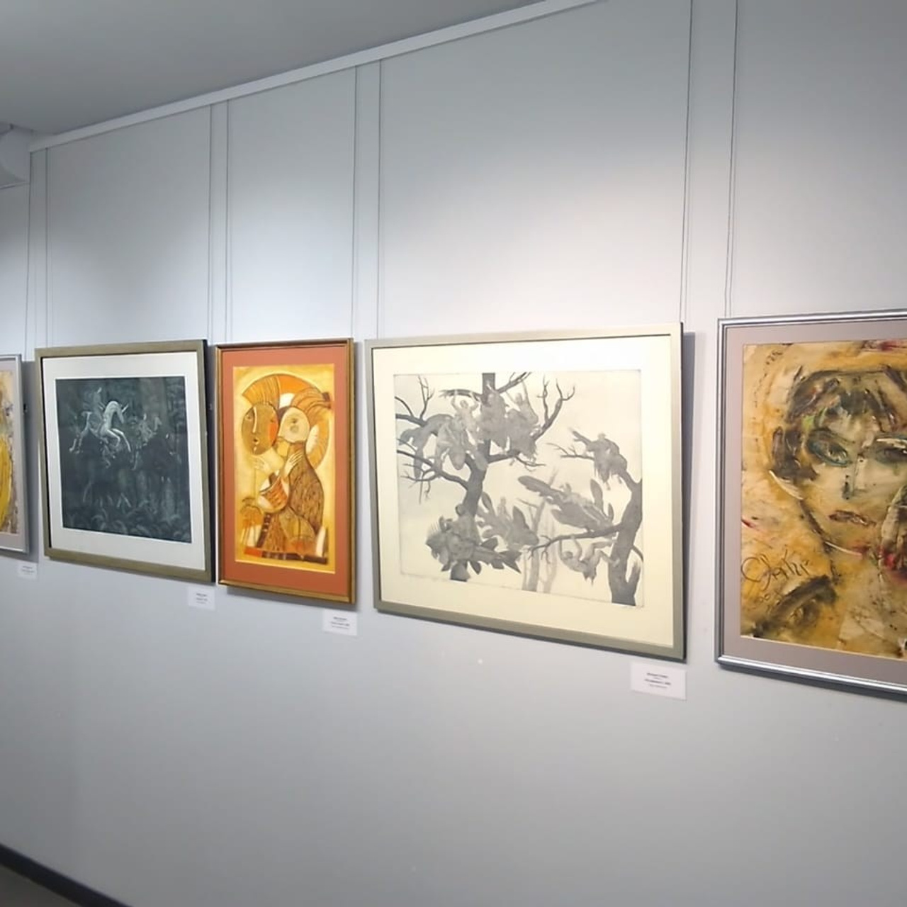 / НОВОЕ НА БЕЛОМ /. Ассоциация художников монументалистов г. Москва