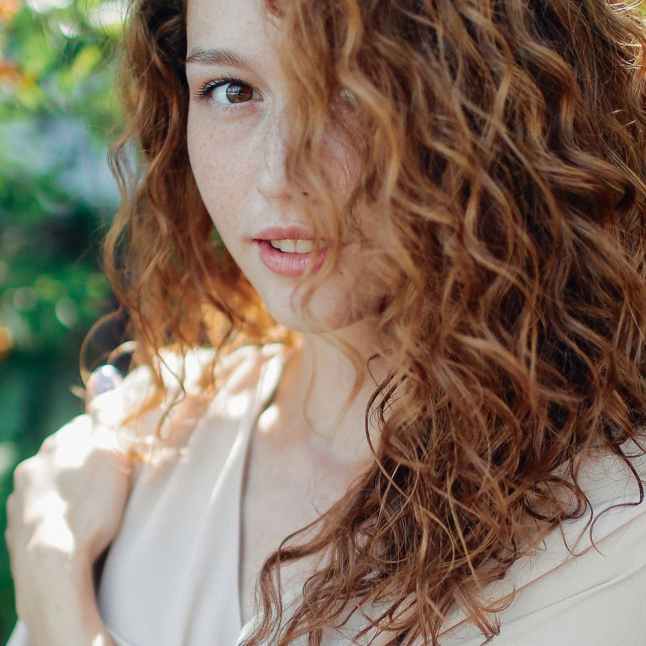 Солнечная Юля ))