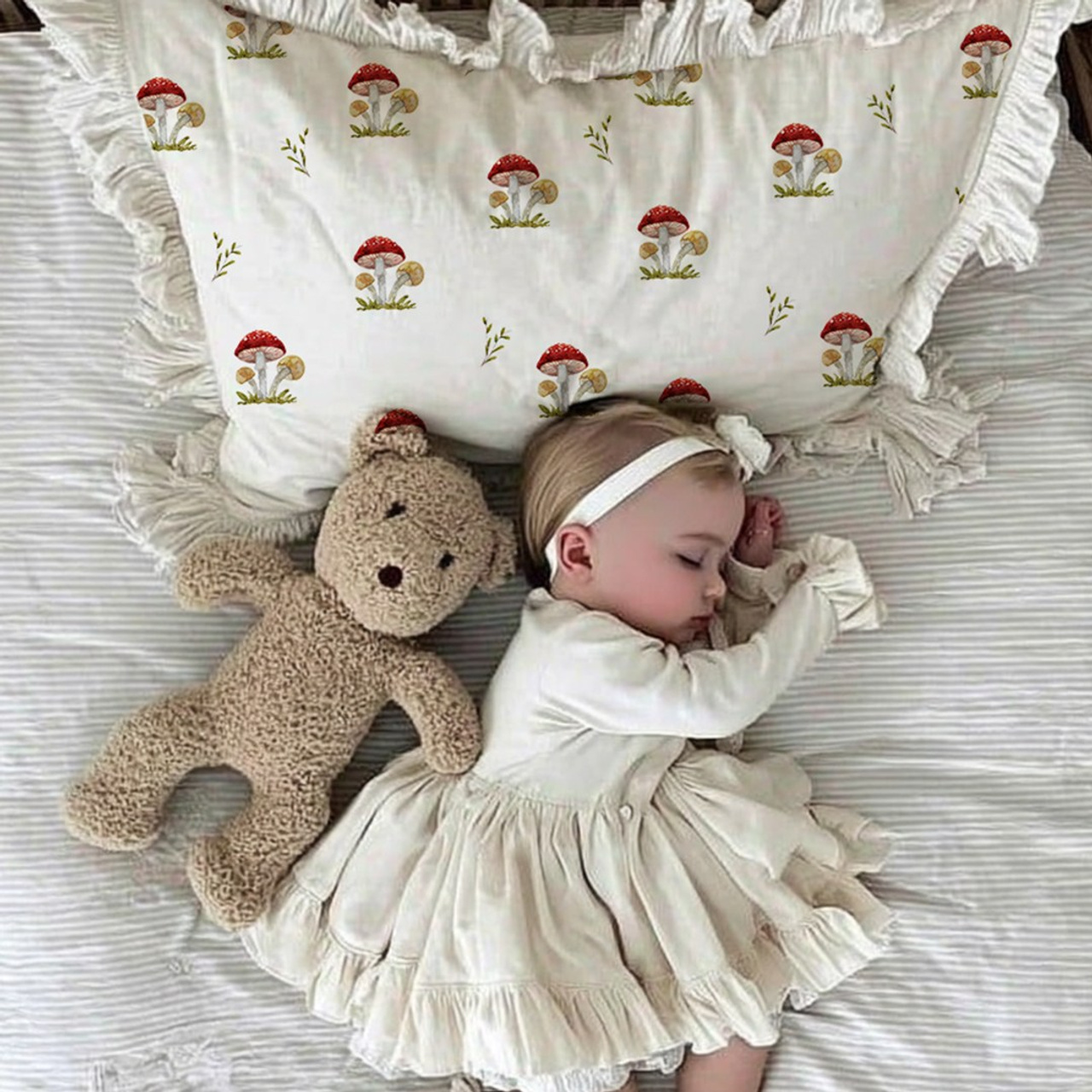 Принт «Мухоморы» супер-хлопок. 1 м ткани. Роспись стен и декор в детских комнатах Москва и Подмосковье