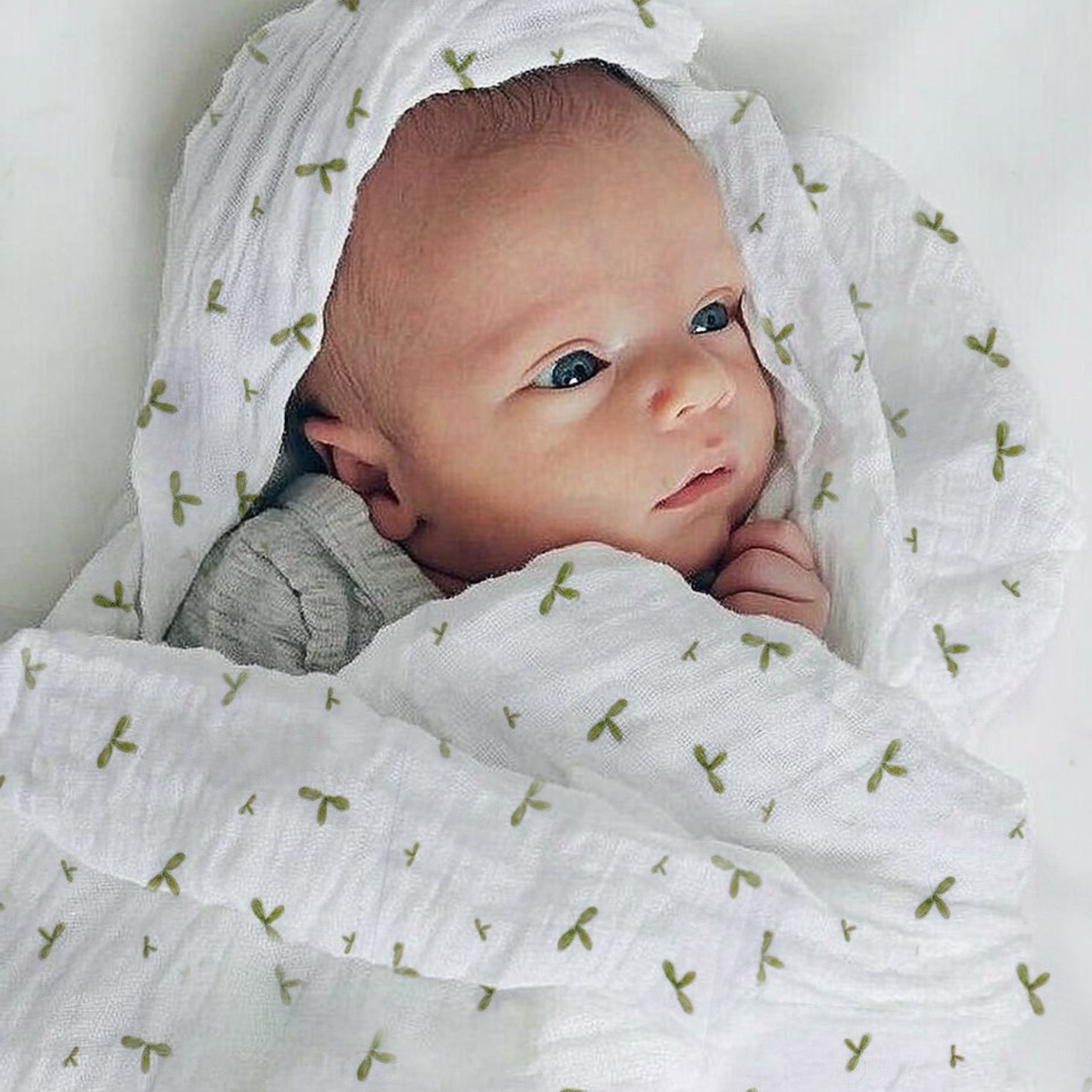 Принт «Листочки» муслин. 1 м ткани. Роспись стен и декор в детских комнатах Москва и Подмосковье