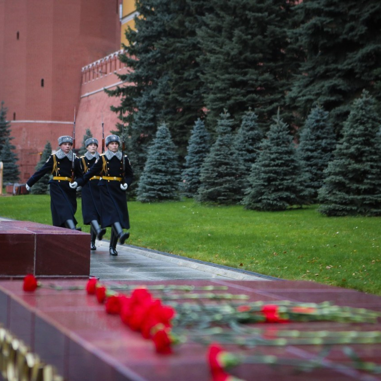Отзывы. Фотограф, бренд-дизайнер в Москве и Пятигорске — Роман Тарасов. Индивидуальная, контентная и экспресс фотосессия. СММ в ПТГ и МСК