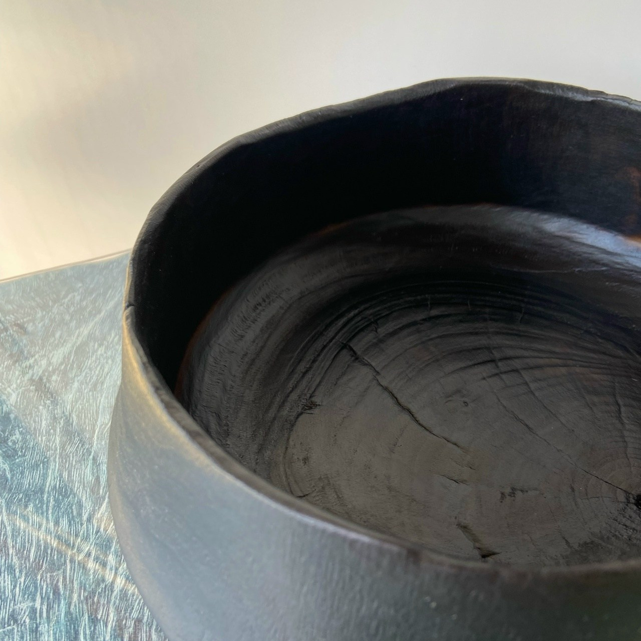 Чаша из дерева «тёмная ночь». Арт-объекты для стен. Авторские картины, панно, часы и портреты по фото