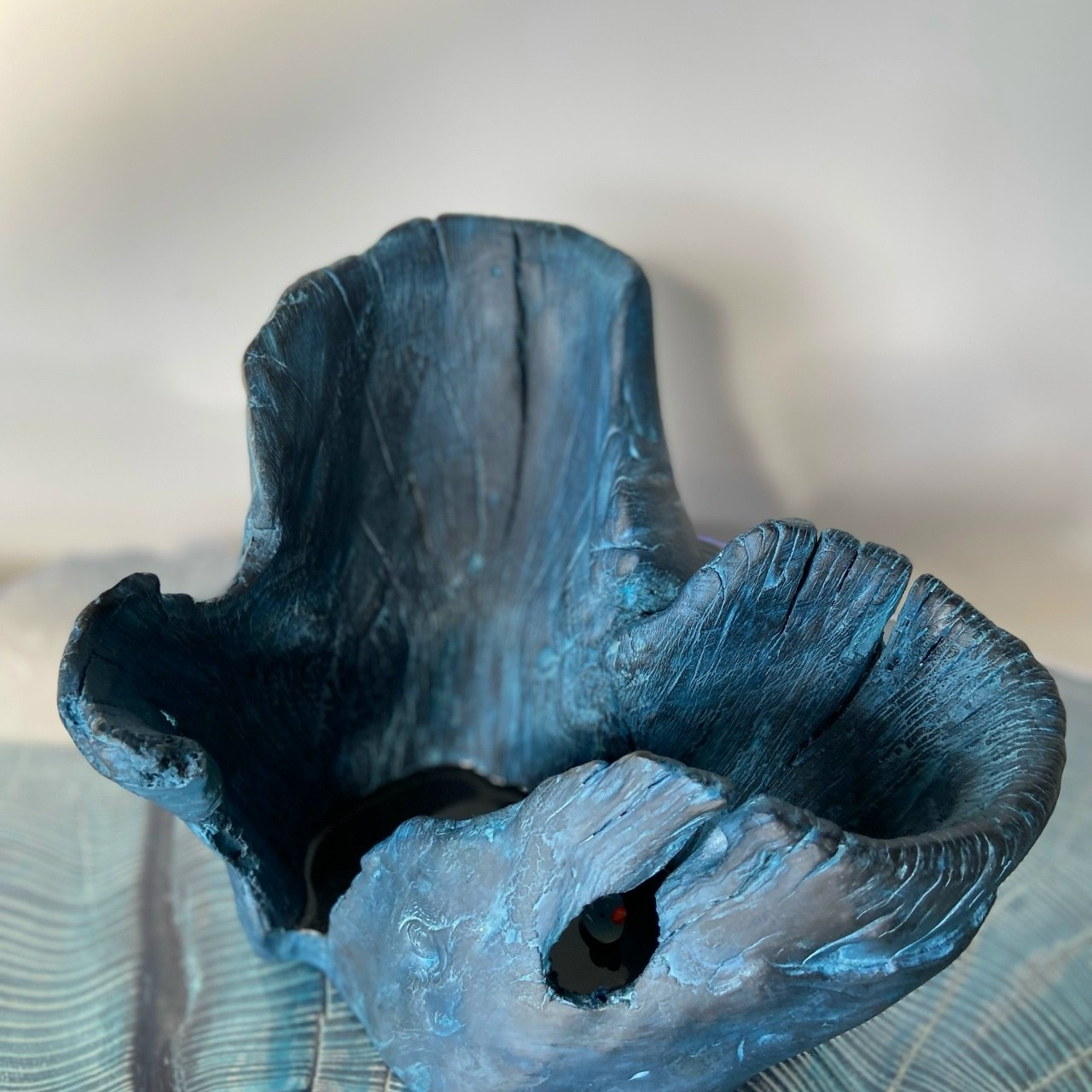 Vase made of wood “Blue crown of the forest”. Art objects for walls. Author’s paintings, panels, clocks and portraits by photo