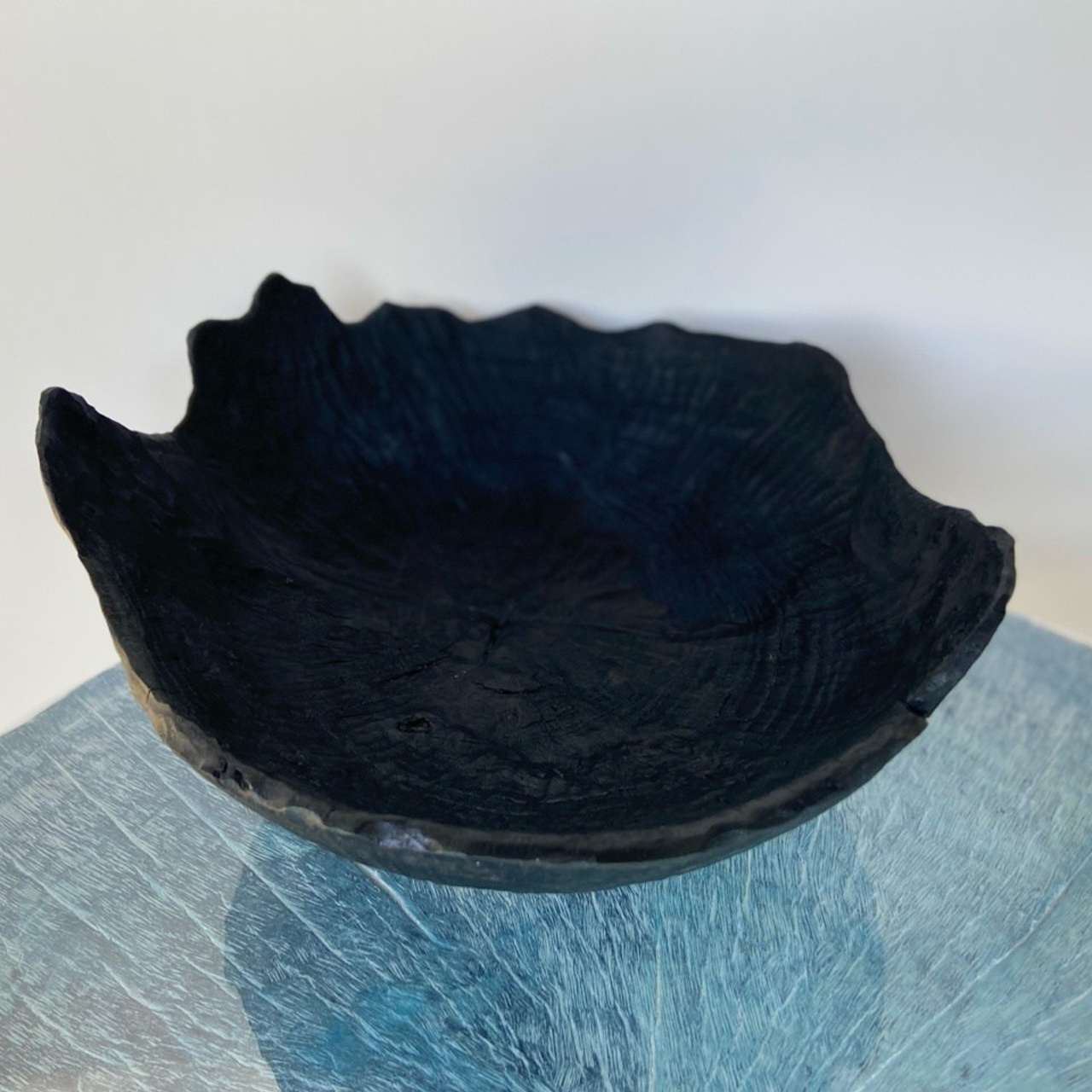 Чаша из дерева «тюльпан». Арт-объекты для стен. Авторские картины, панно, часы и портреты по фото